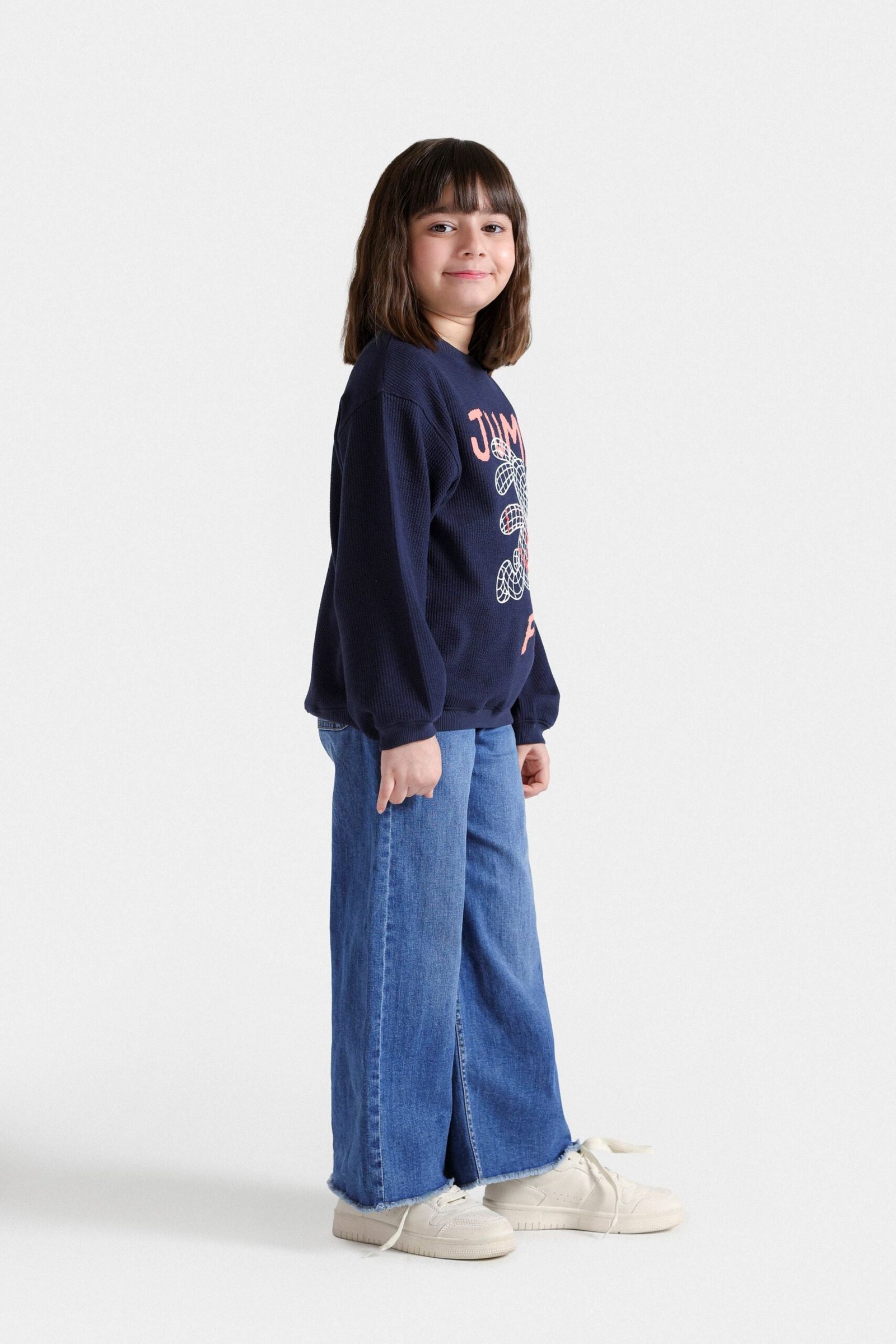 Graphic Sweatshirt - Image 5