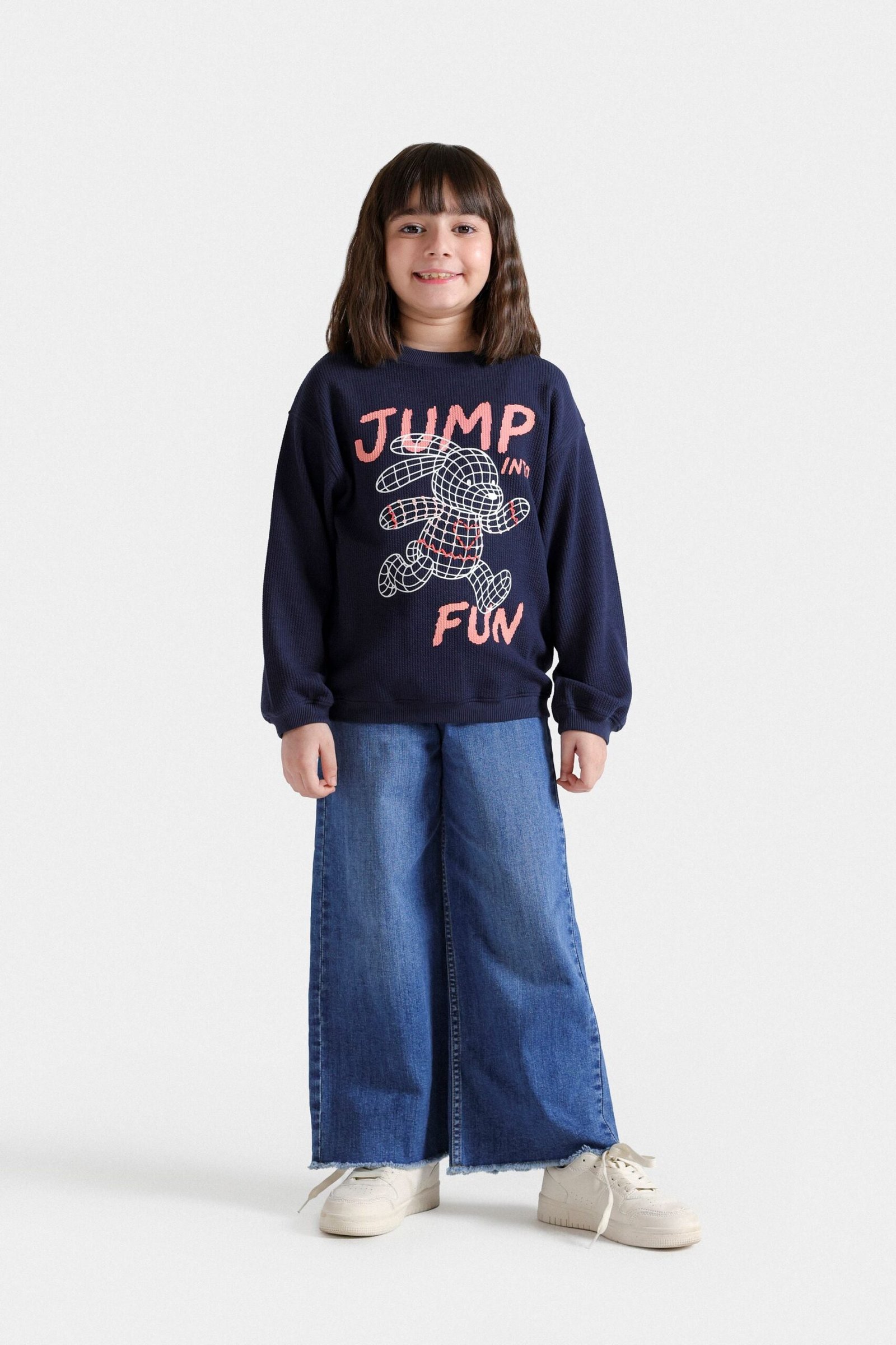 Graphic Sweatshirt - Image 4