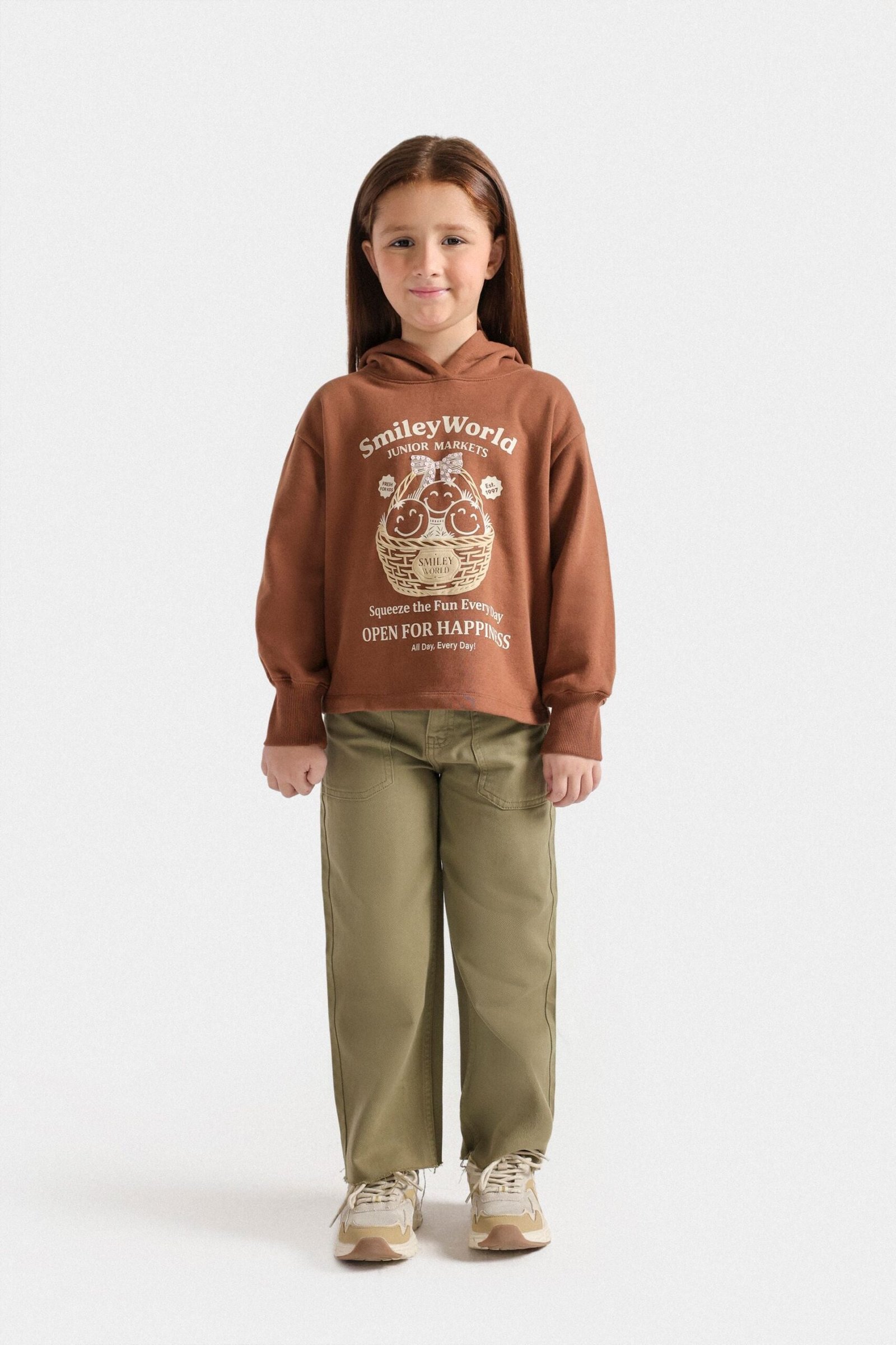 Cropped Graphic Hoodie - Image 4