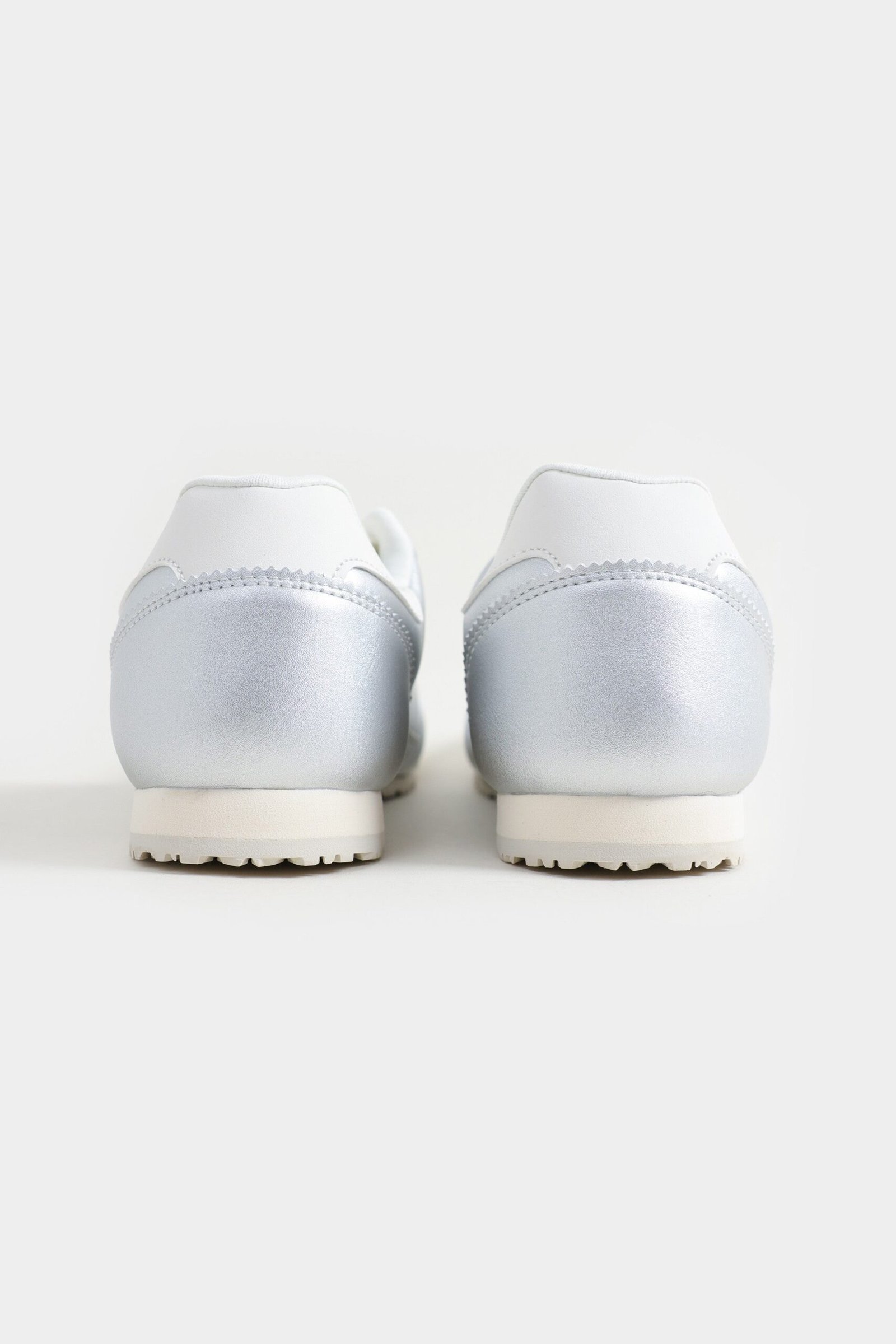 Contrast Lace-up Trainers - Image 8