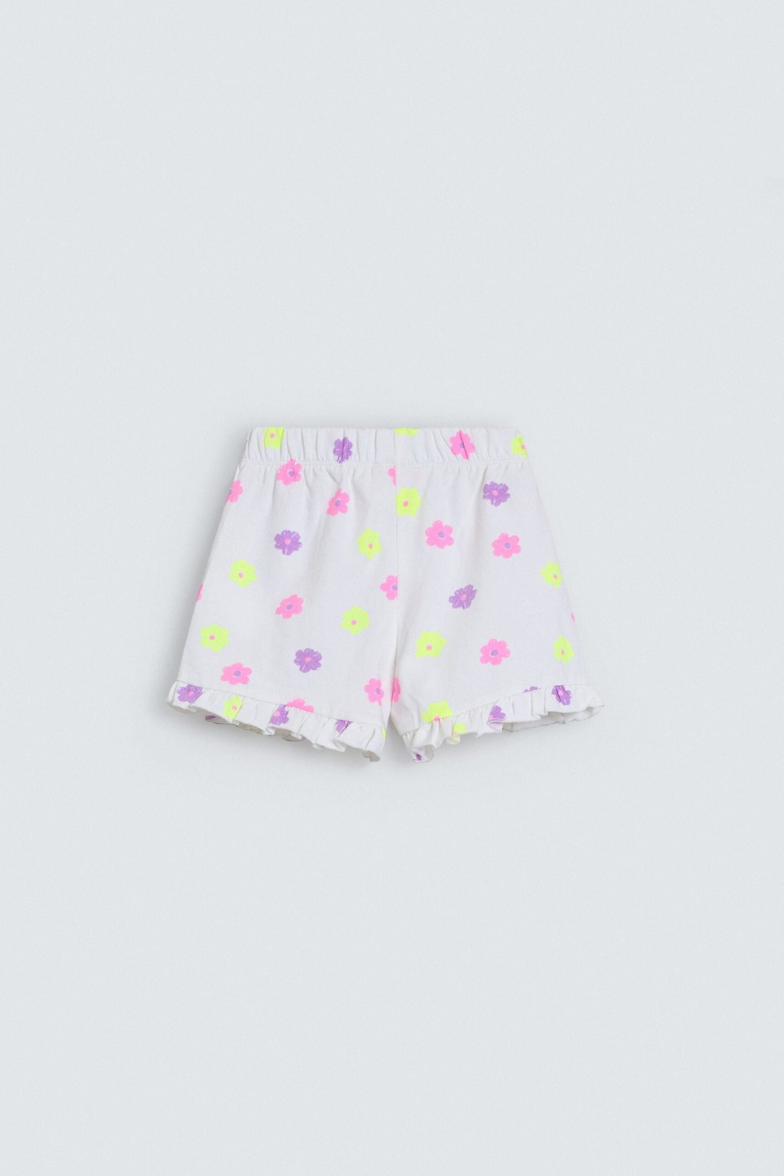 Graphic Co-Ord Set With Ruffle Sleeves - Image 7