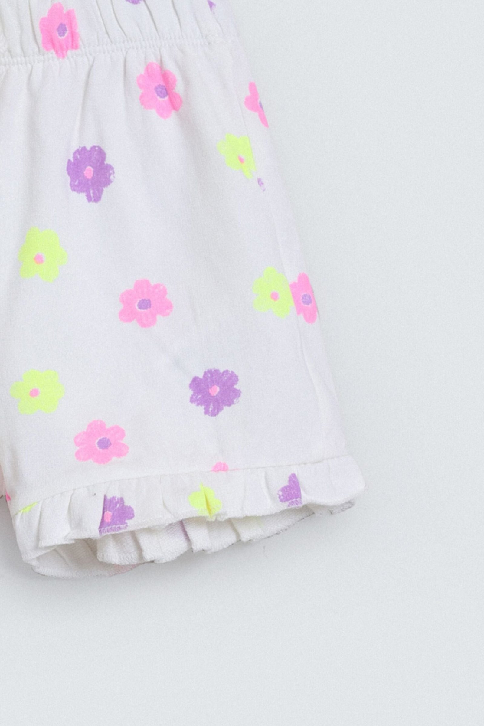 Graphic Co-Ord Set With Ruffle Sleeves - Image 6