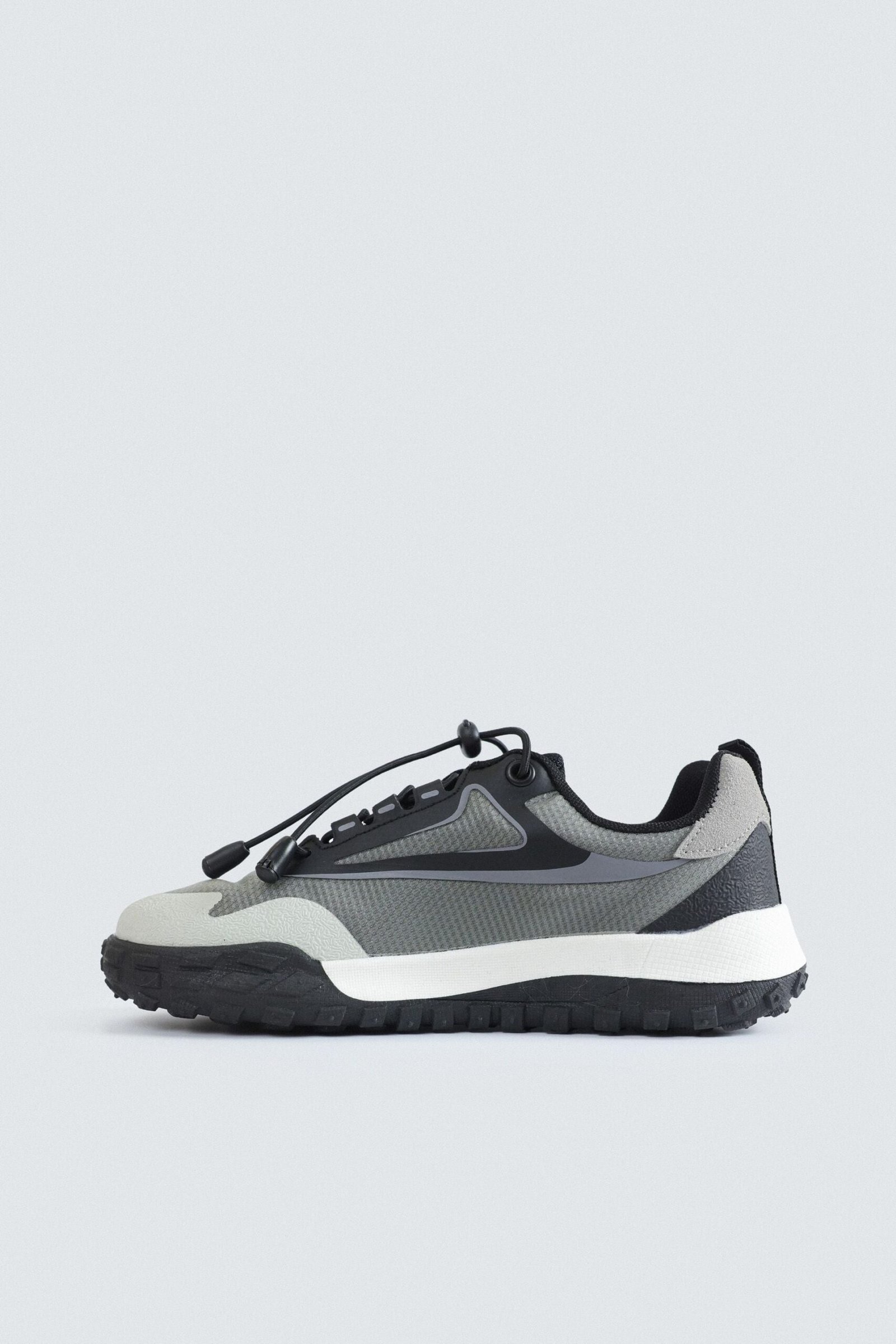 Multi-Piece Low-Top Sneakers - Image 6