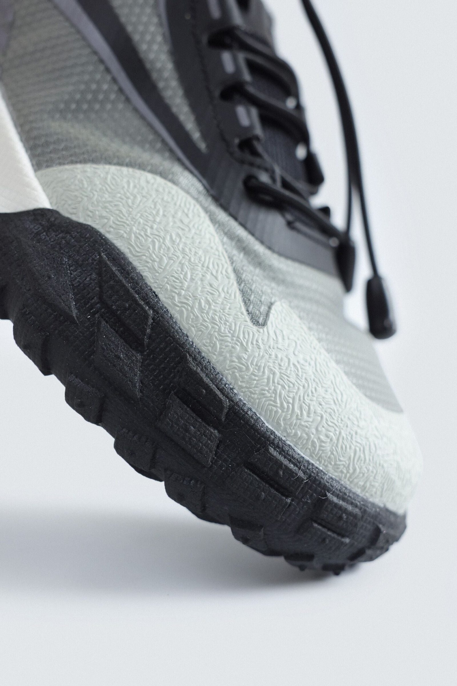 Multi-Piece Low-Top Sneakers - Image 5