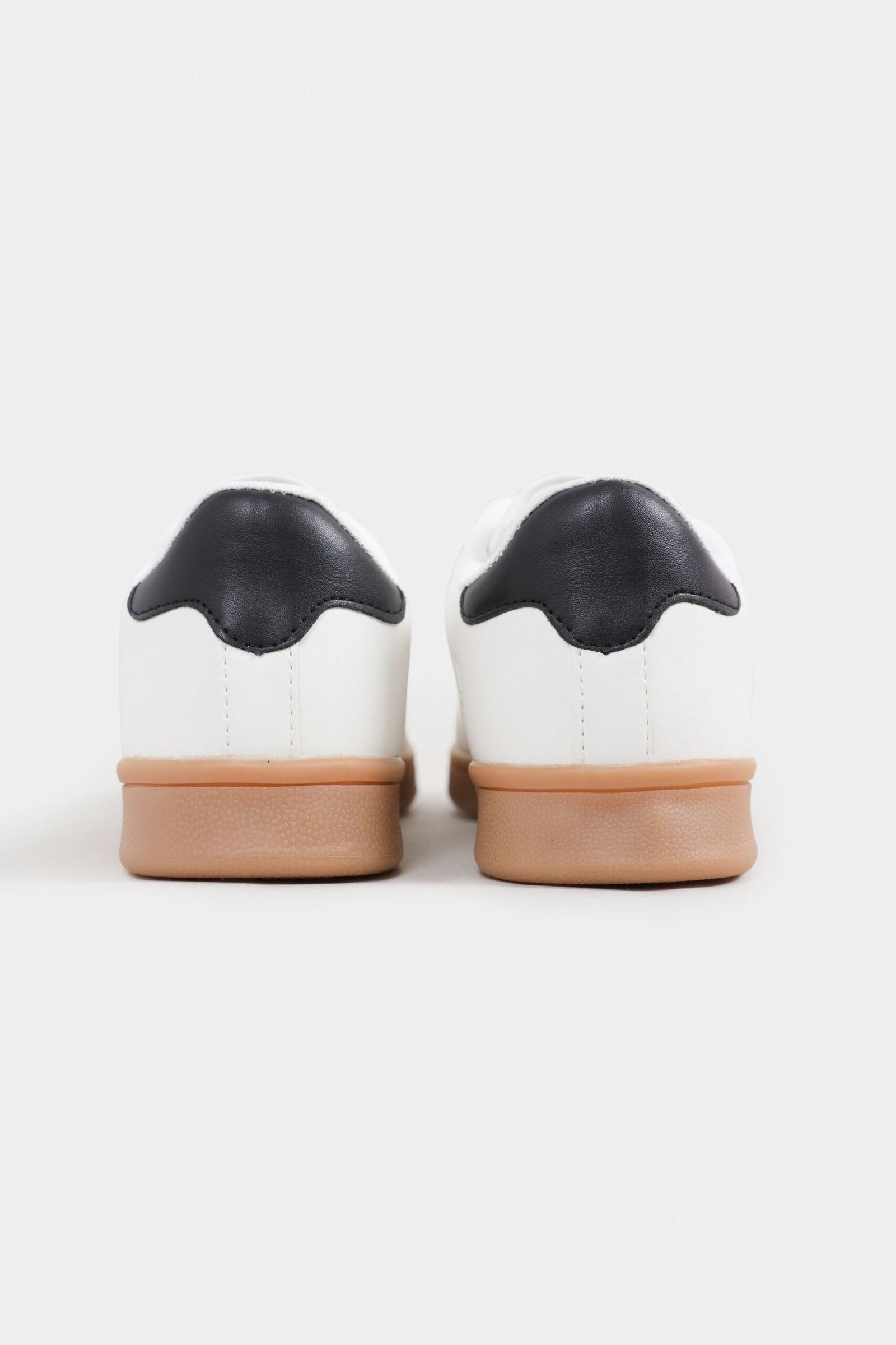 Low-Top Sneakers - Image 5