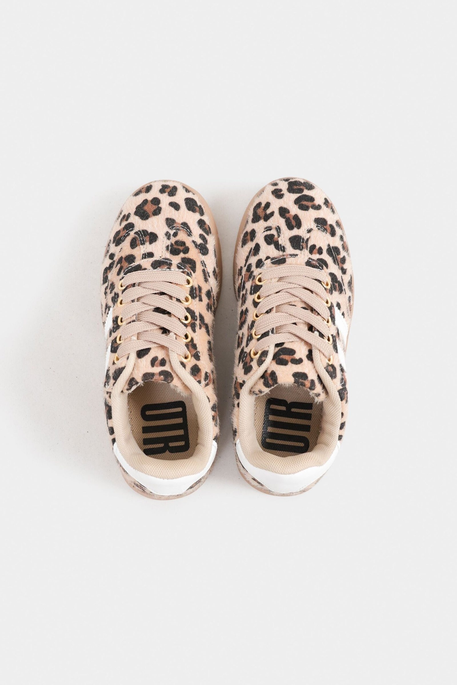 Low-Top Sneakers - Image 9