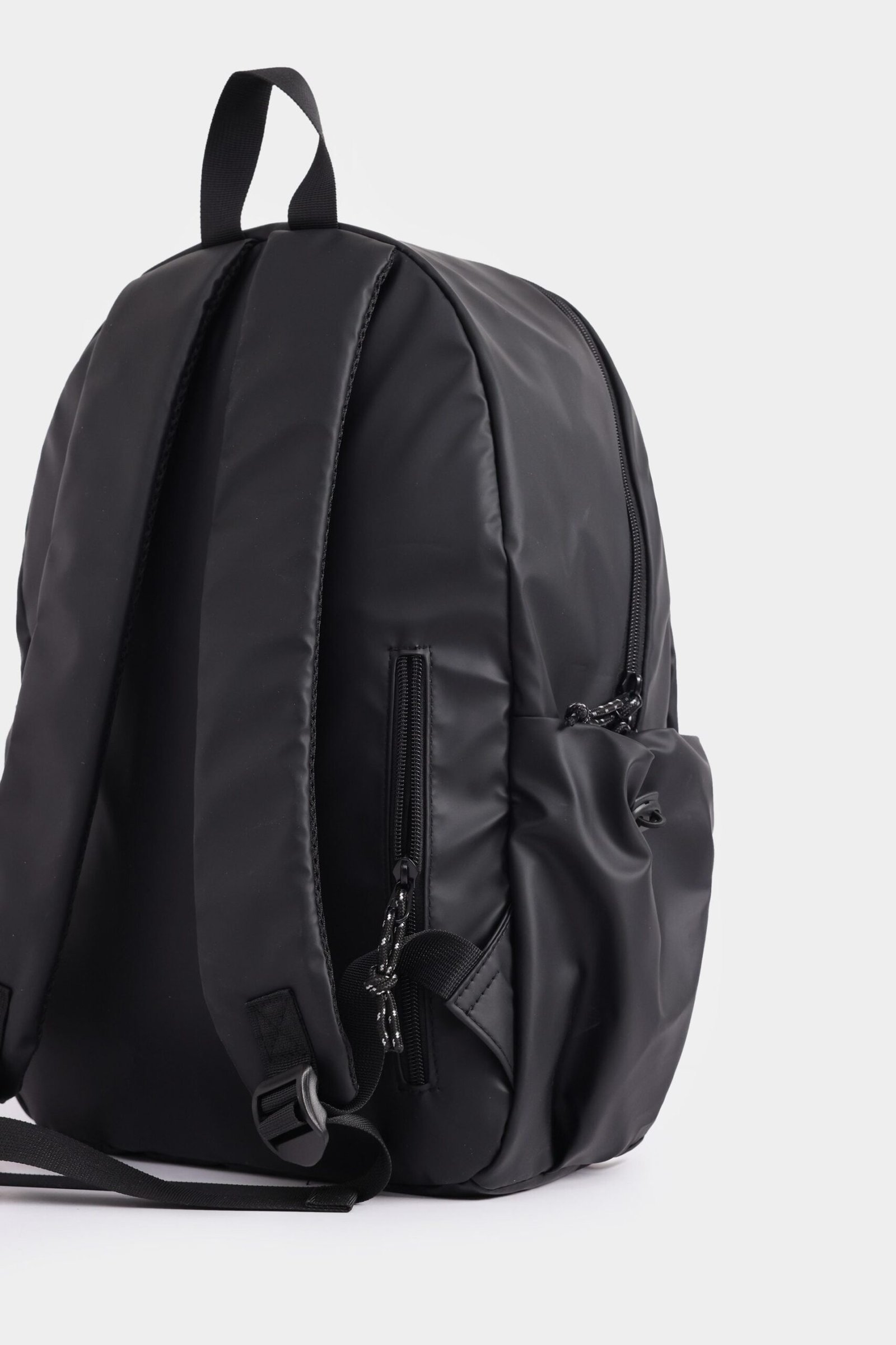 Everyday Carry Backpack - Image 3