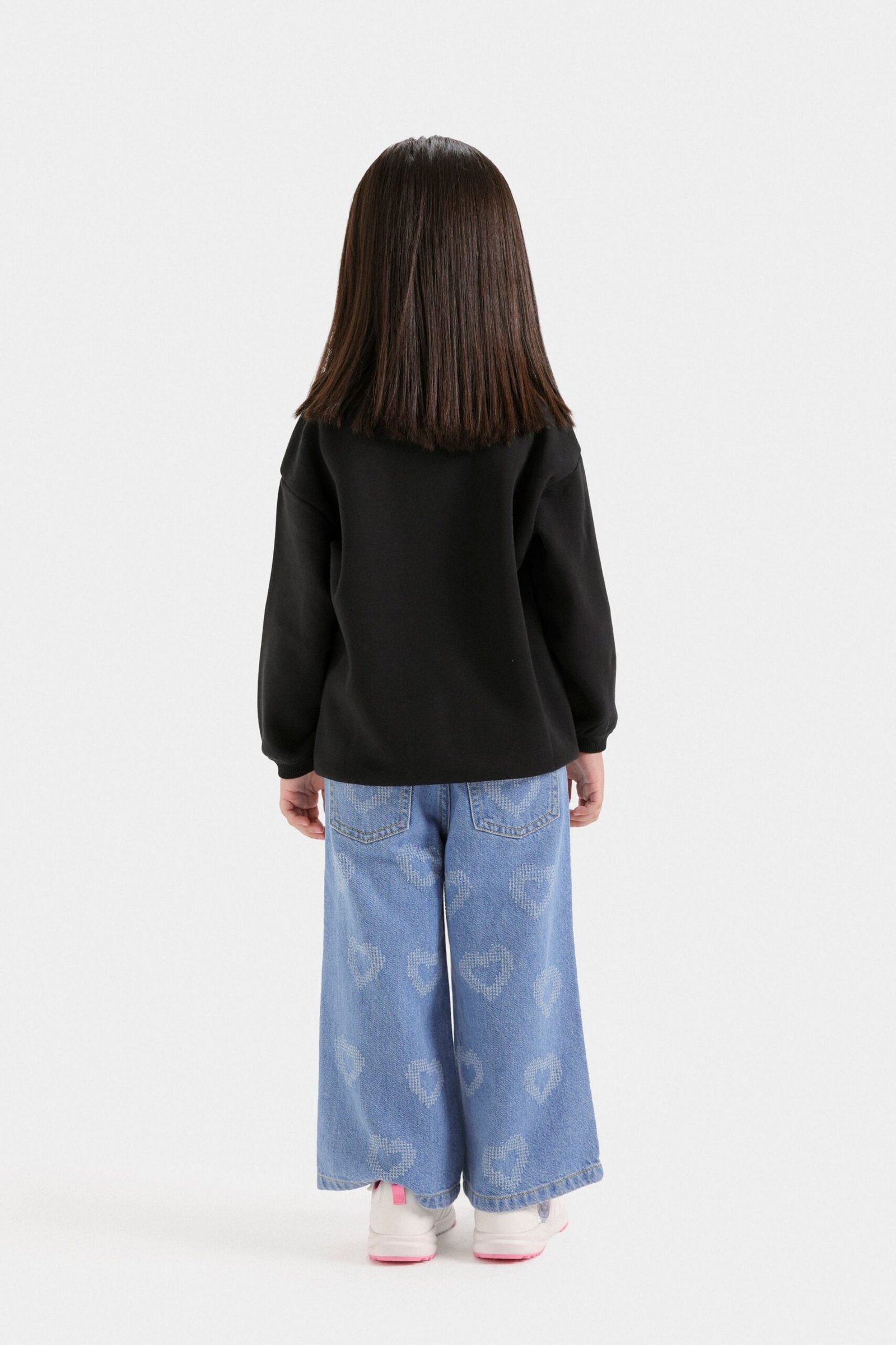 Embroidered Sweatshirt - Image 12