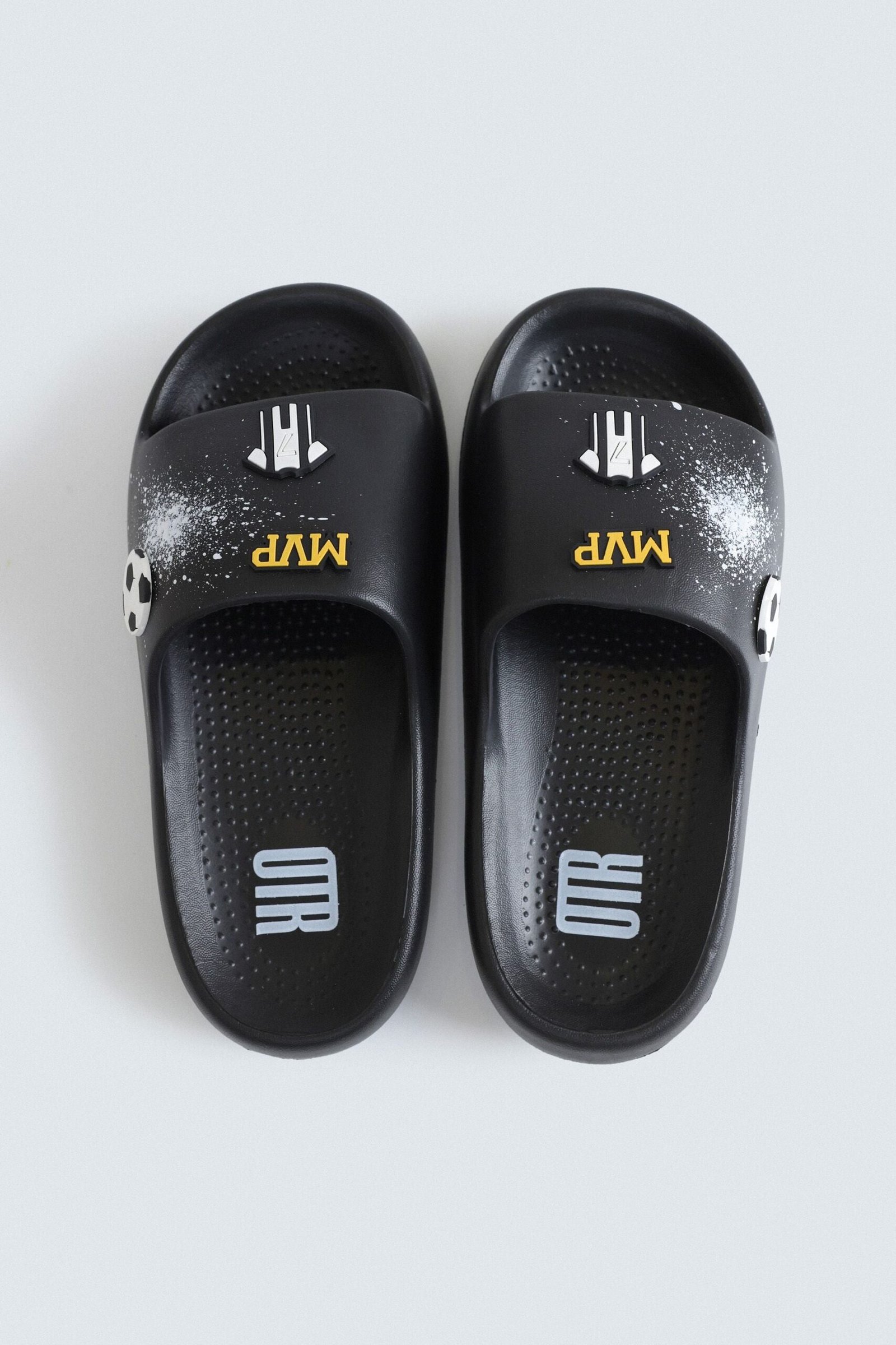 Rubber Slides With Charm Detail - Image 2