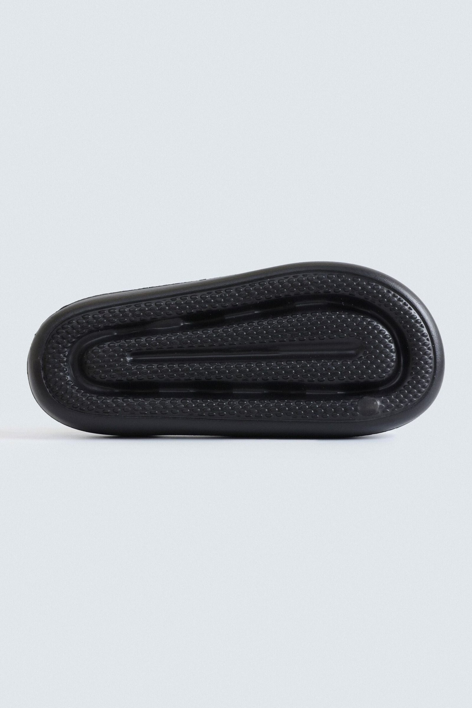 Rubber Slides With Charm Detail - Image 6