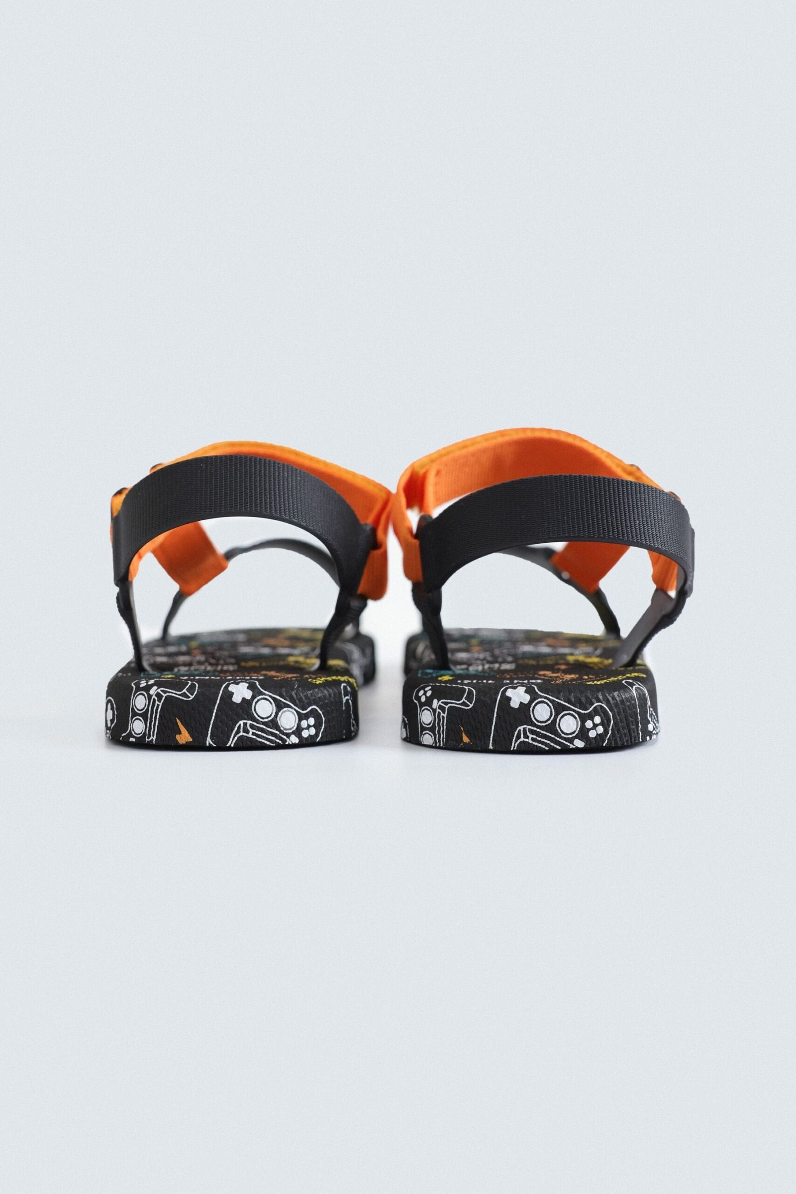 Color Block Strap Sandals - Image 4