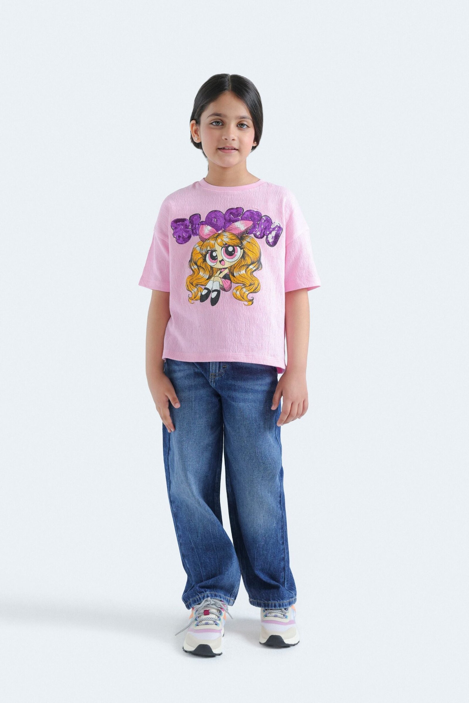 Boyfriend Fit Jeans - Image 5