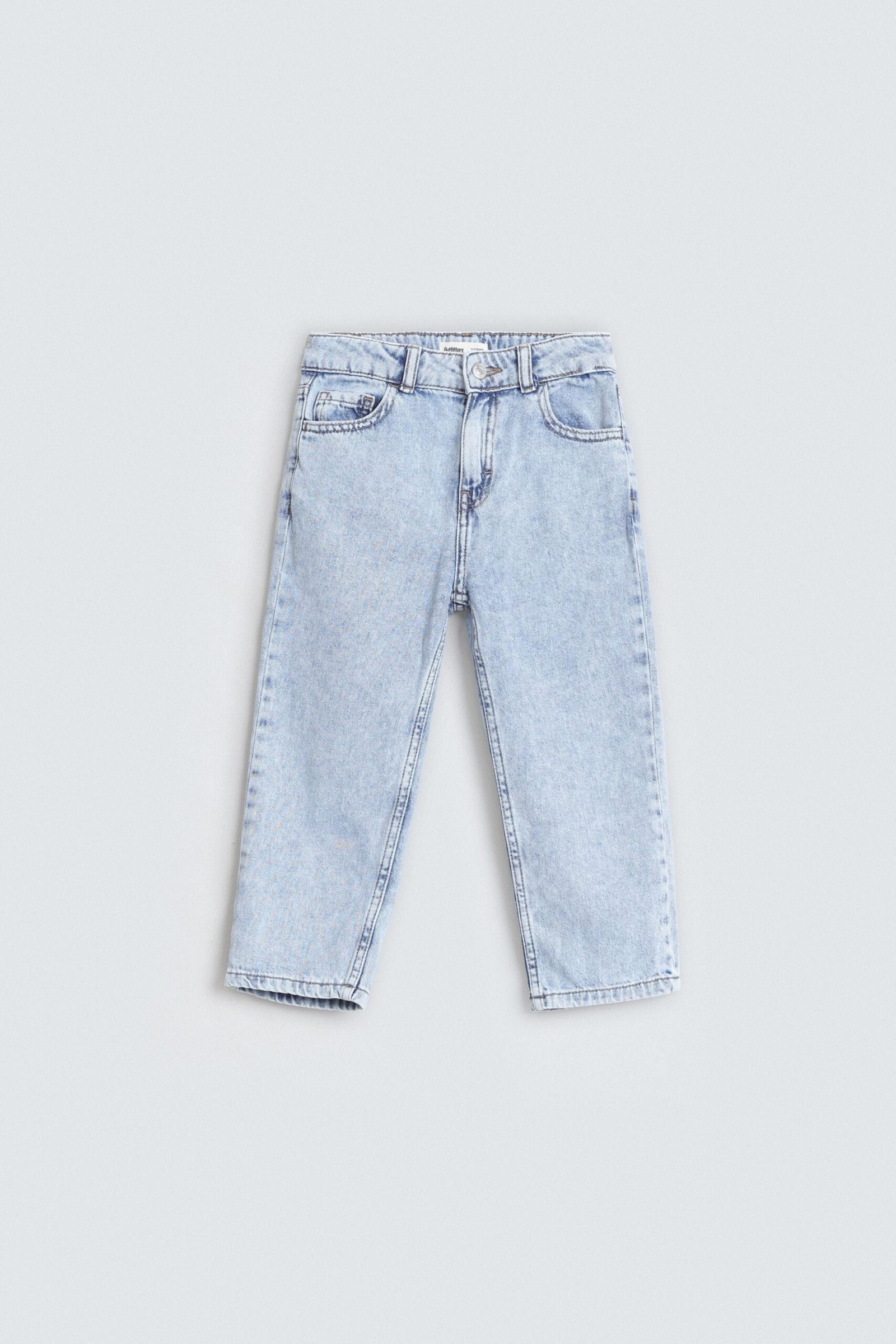 Straight Fit Jeans