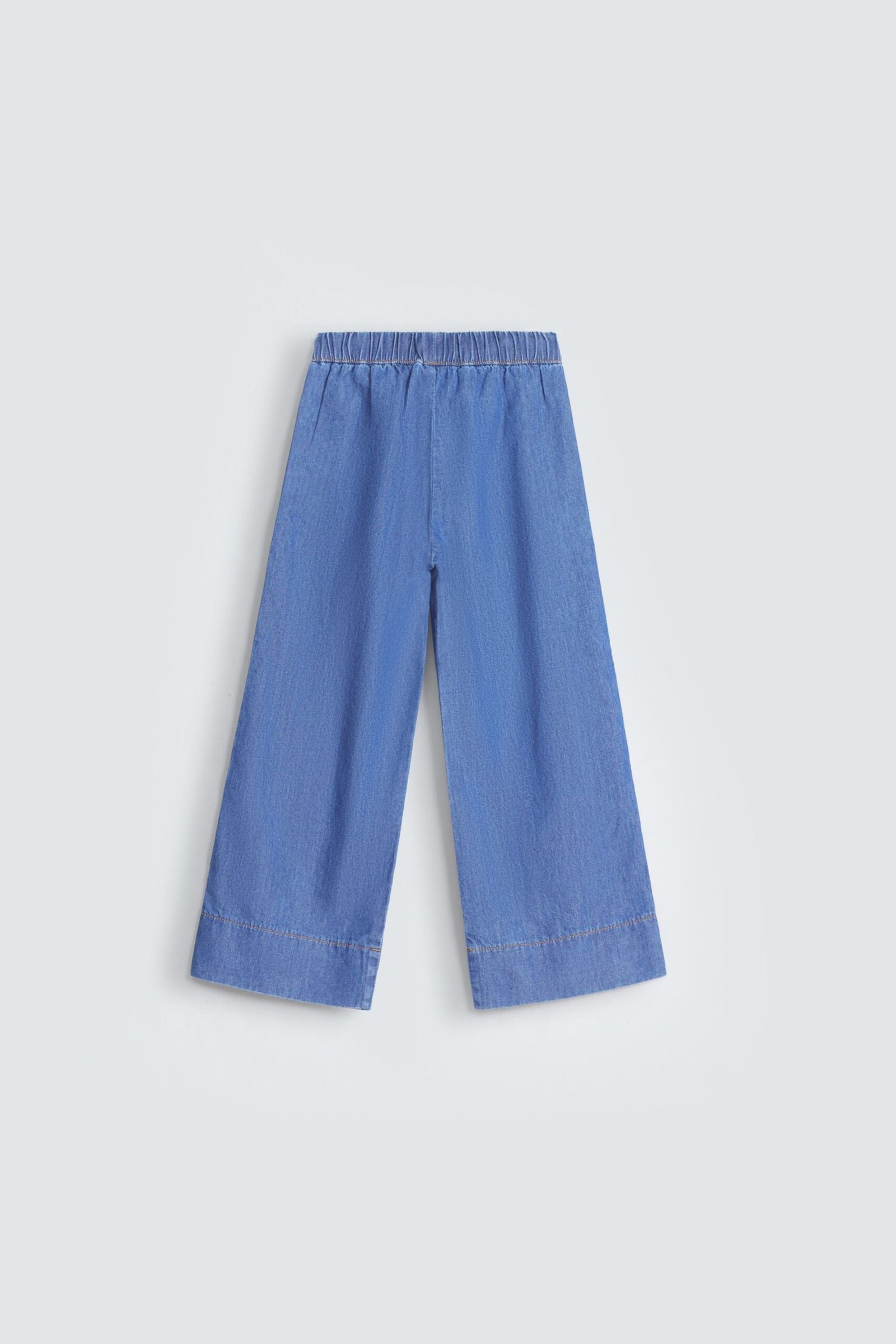 Wide-Leg Fit Jeans - Image 3