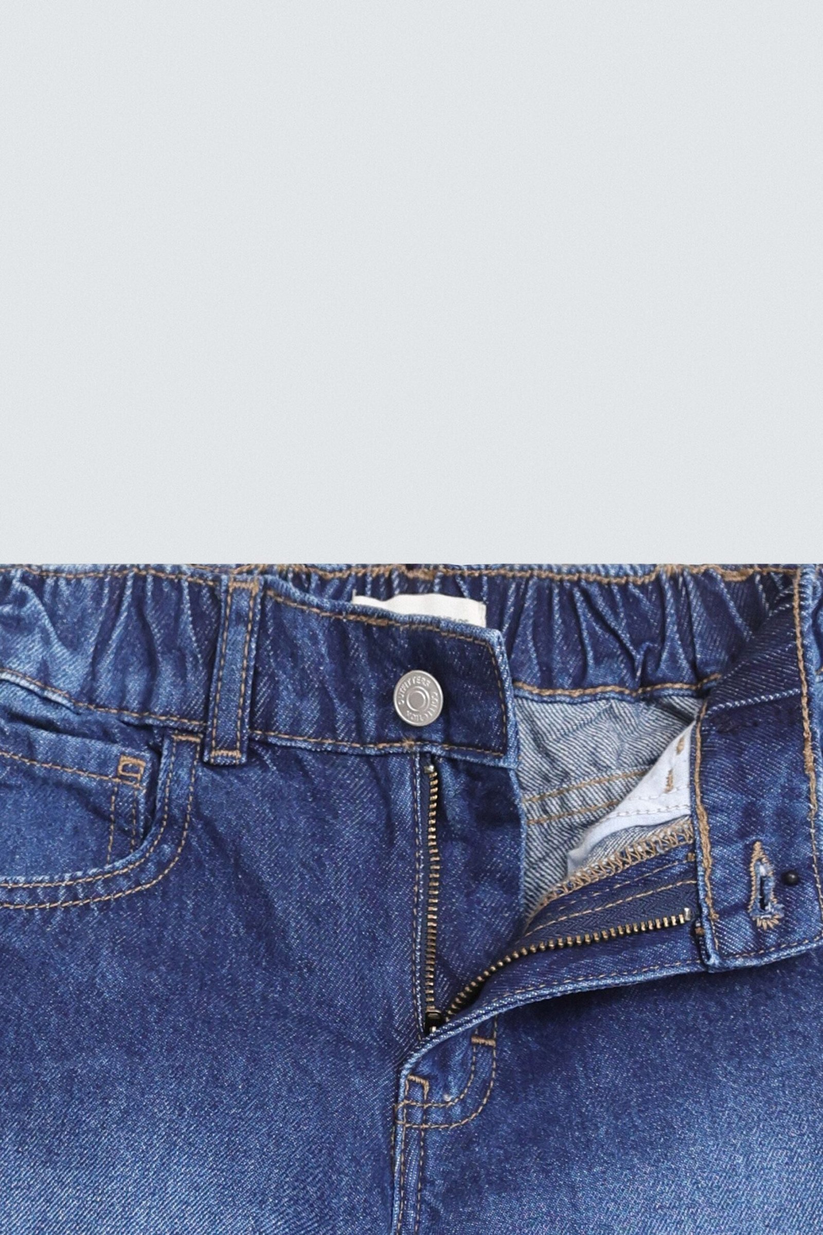 Baggy Fit Jeans - Image 2