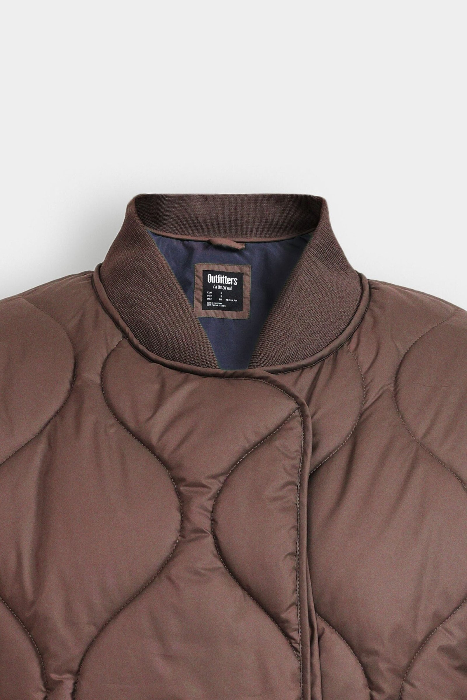 Cropped Quilted Puffer Jacket - Image 14