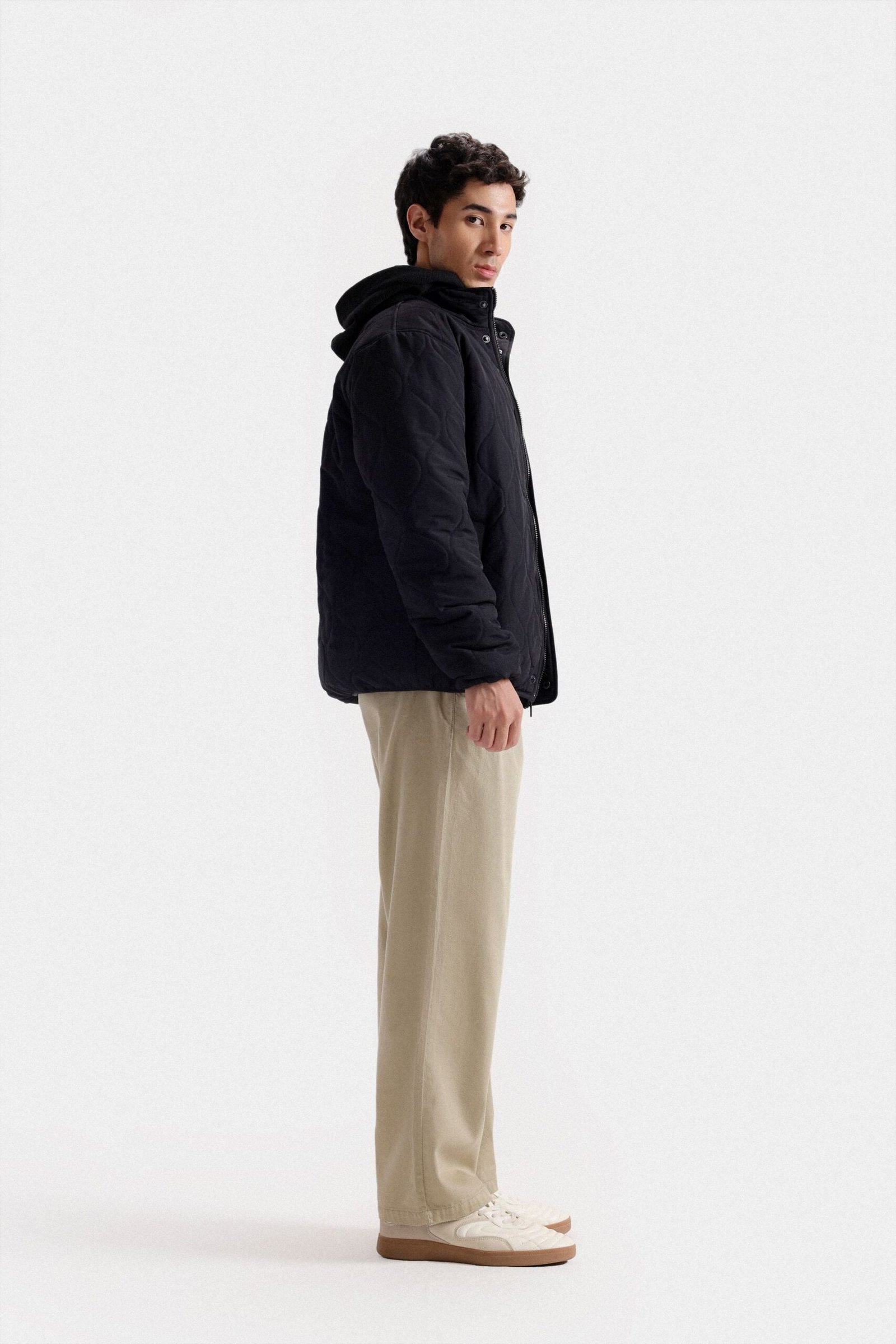 Mock-Neck Quilted Puffer Jacket - Image 10