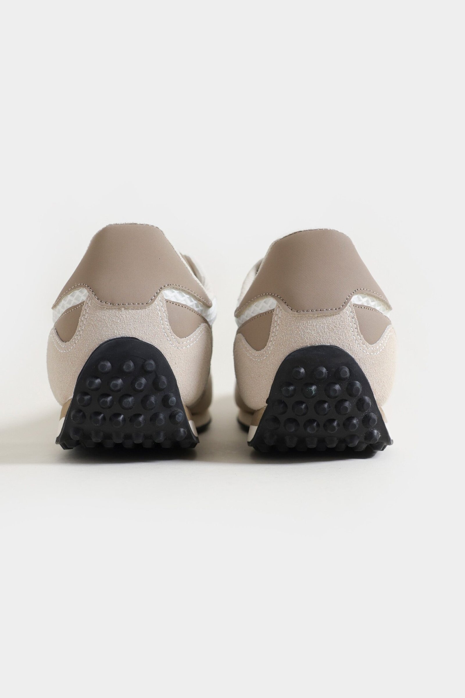 Contrast Mesh Sneakers - Image 5