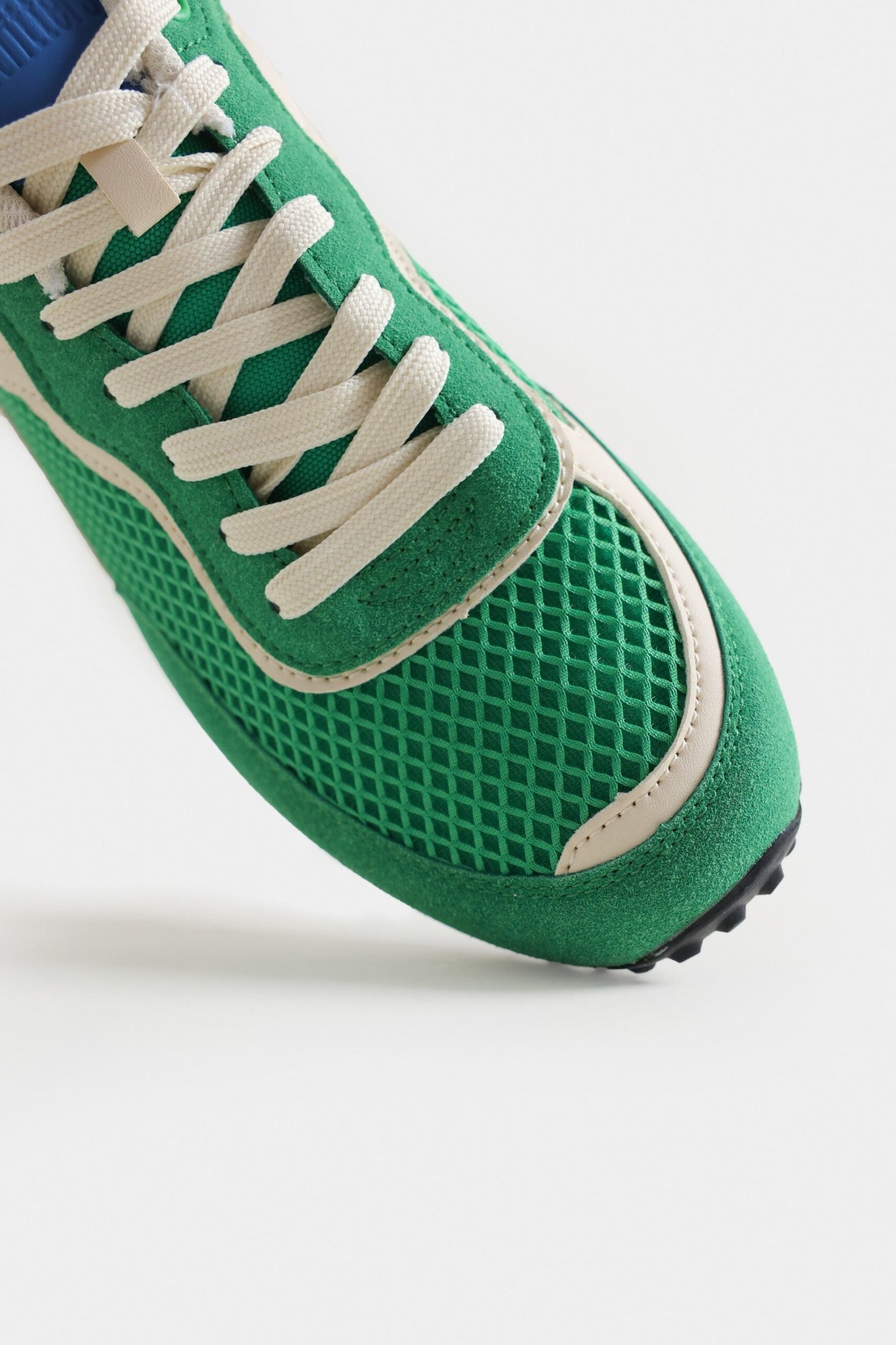 Contrast Mesh Sneakers - Image 8
