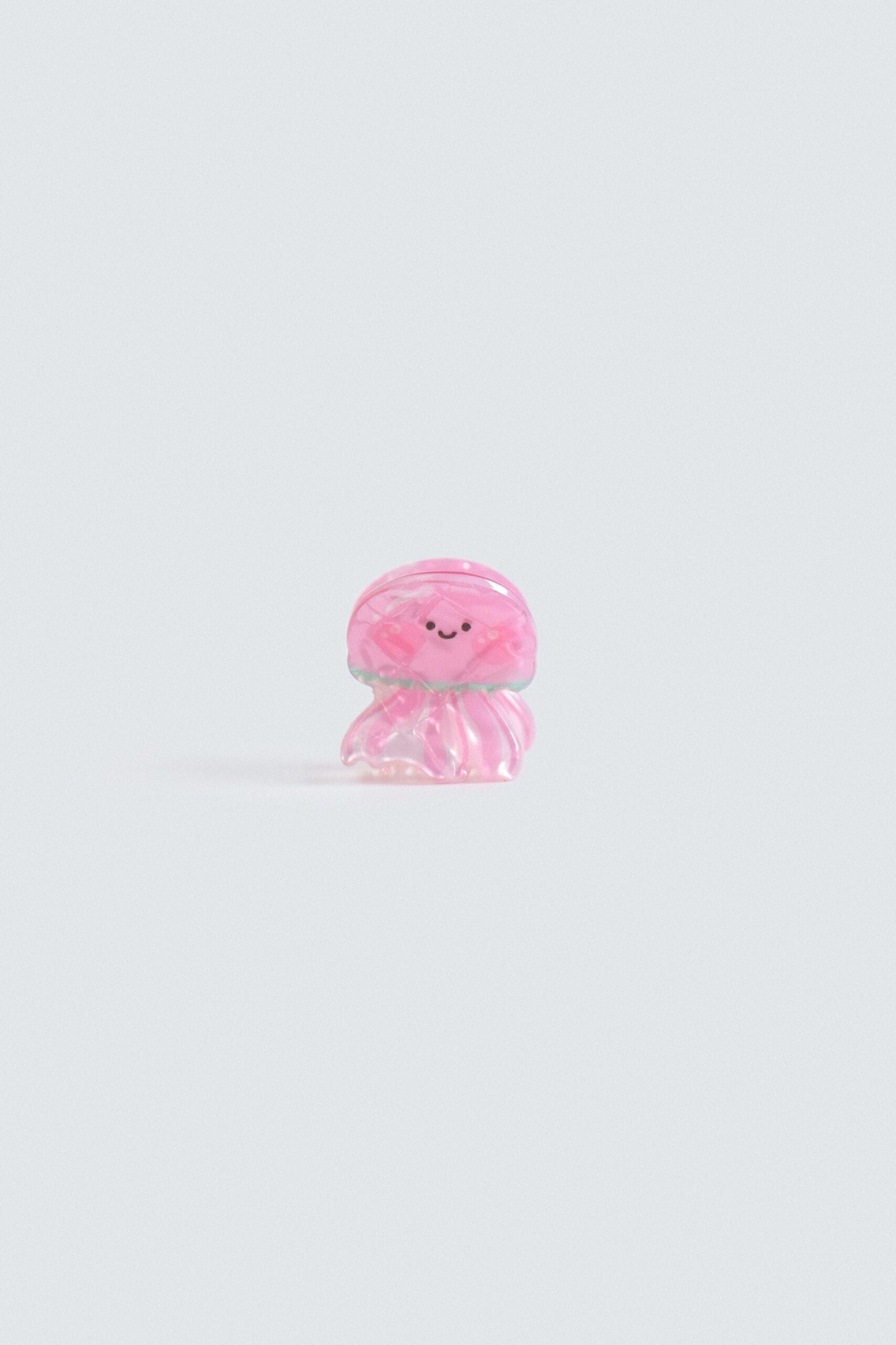 Pack of 8 Hair Clips - Image 9