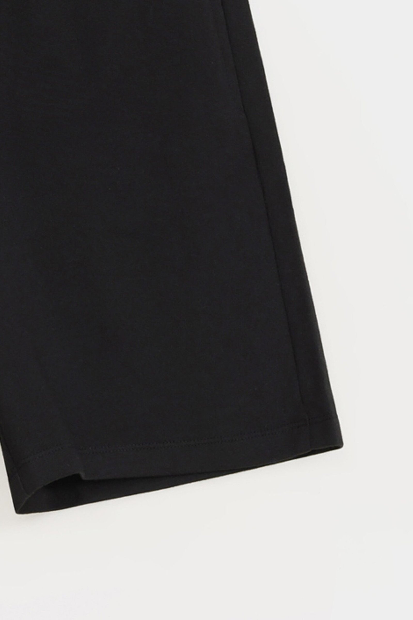 Basic Knit Shorts - Image 8