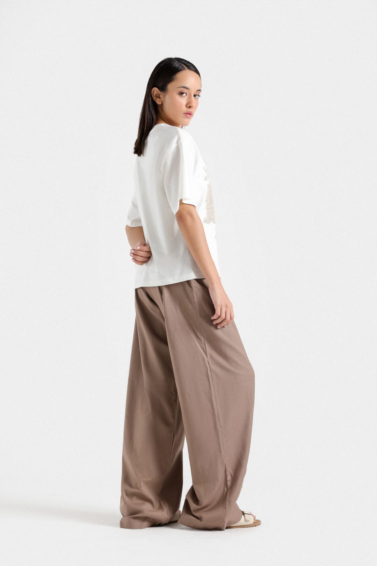 Pleated Wide Leg Pants - Image 11