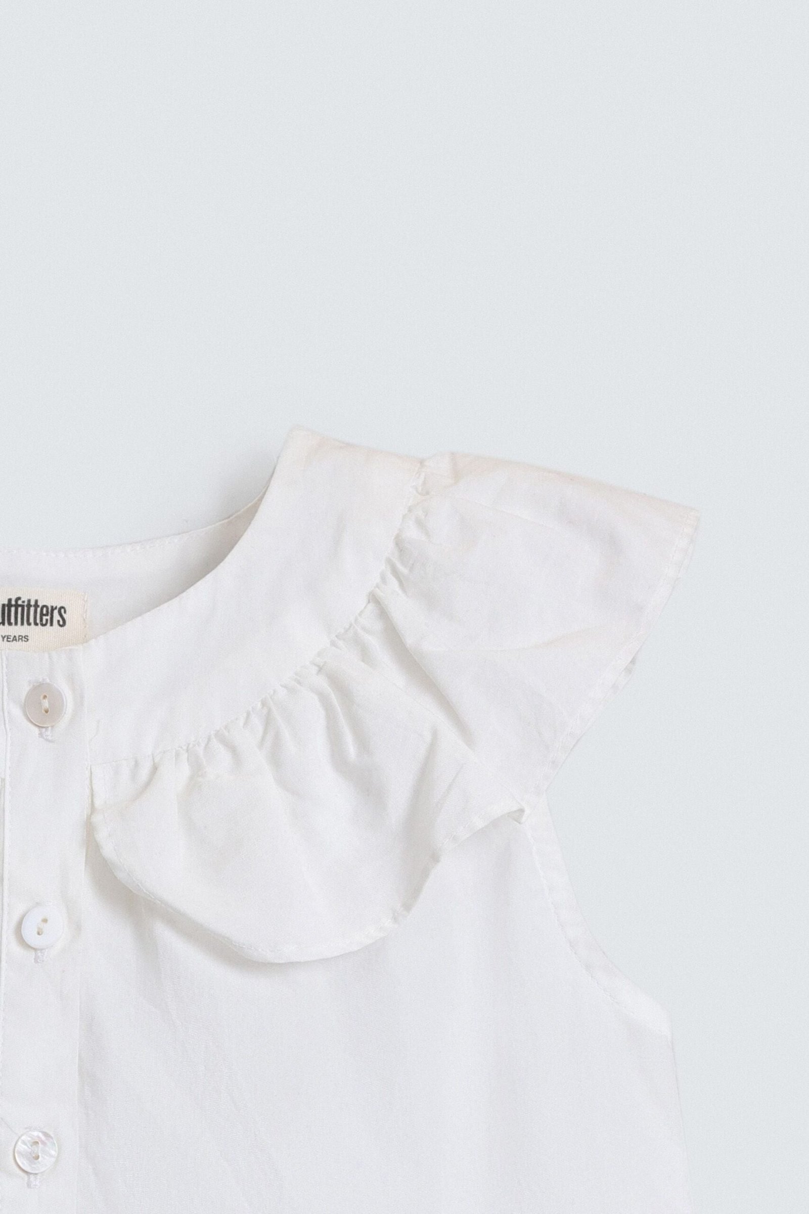 Cropped Shirt With Ruffle Detail - Image 2