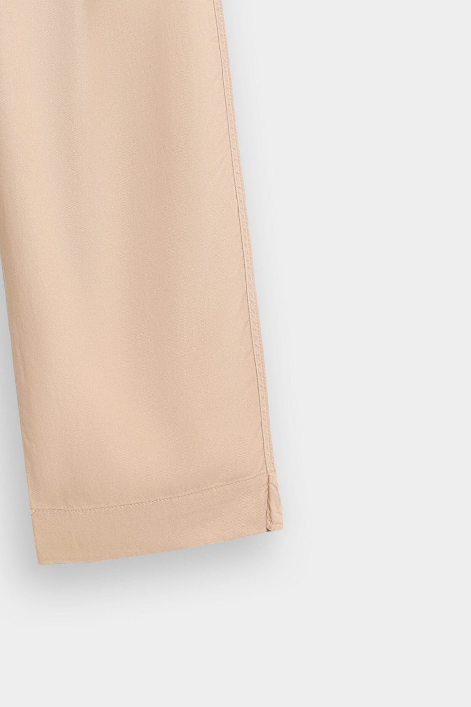 Loose Pleated Pants - Image 3