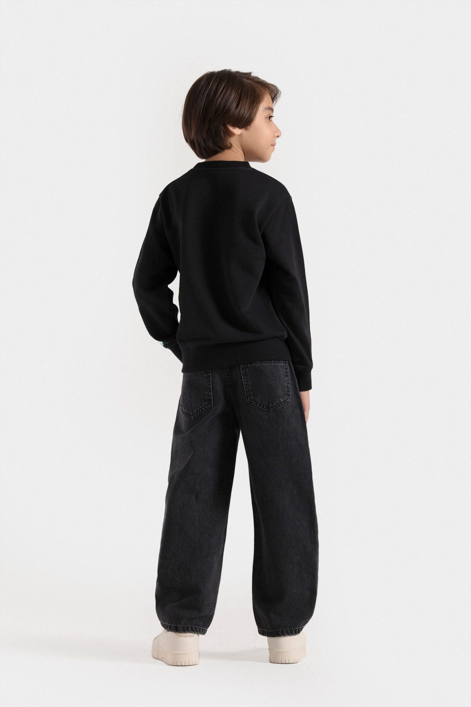 Character Graphic Sweatshirt - Image 6