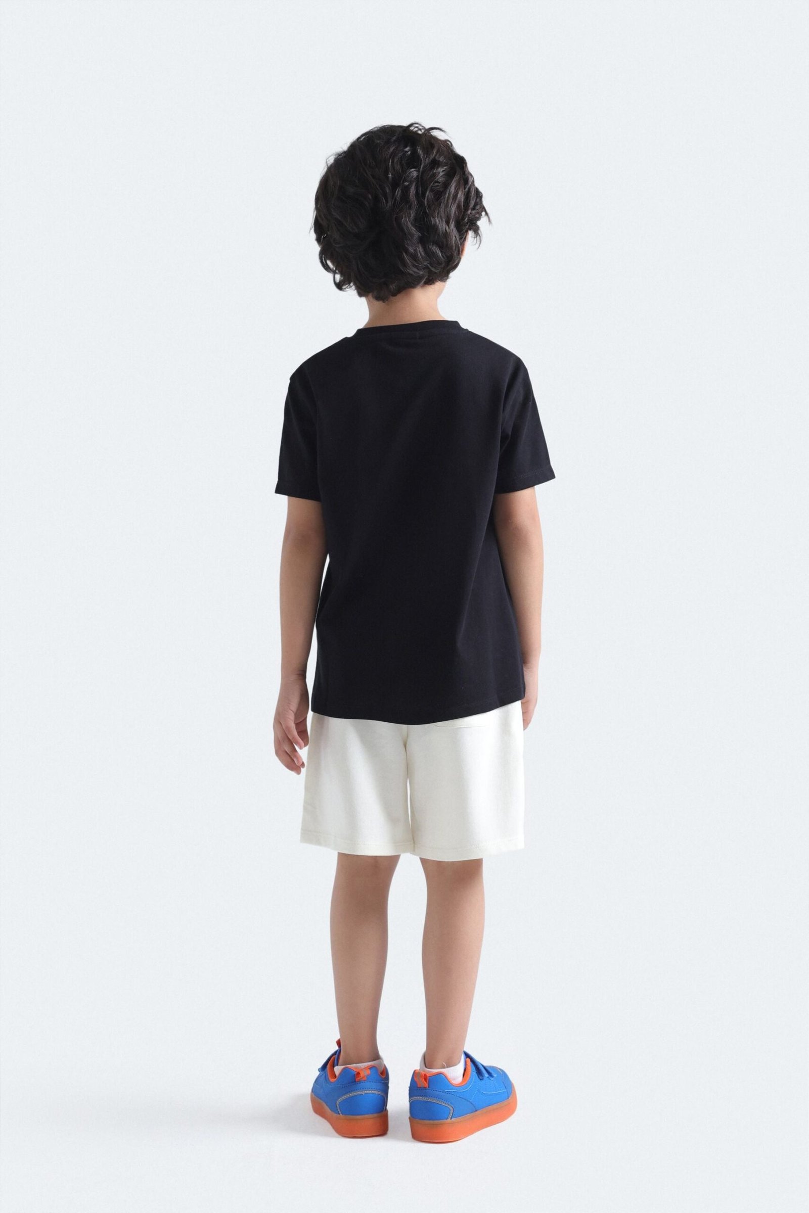 Character Graphic Knit Shorts - Image 7