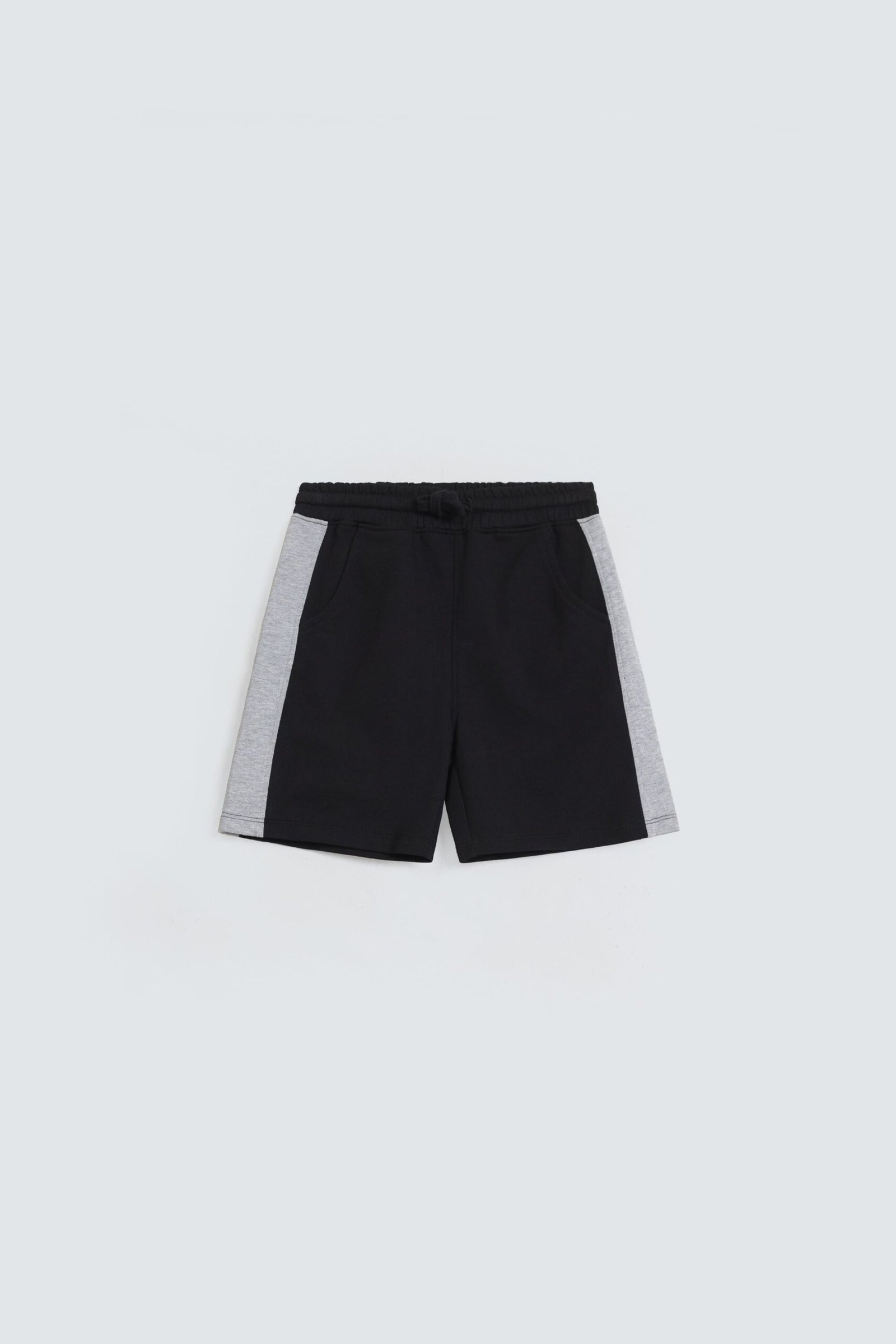 Color Block Knit Shorts
