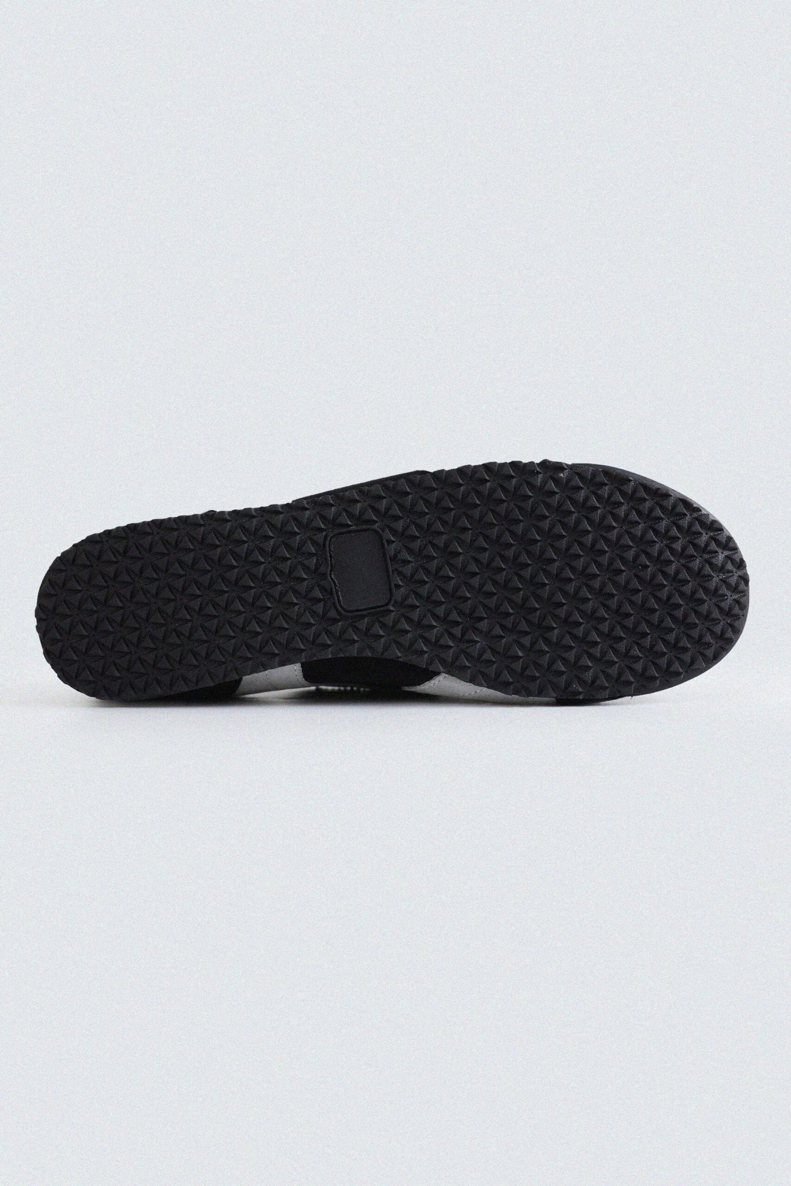 Multi-Piece Contrast Trainers - Image 6