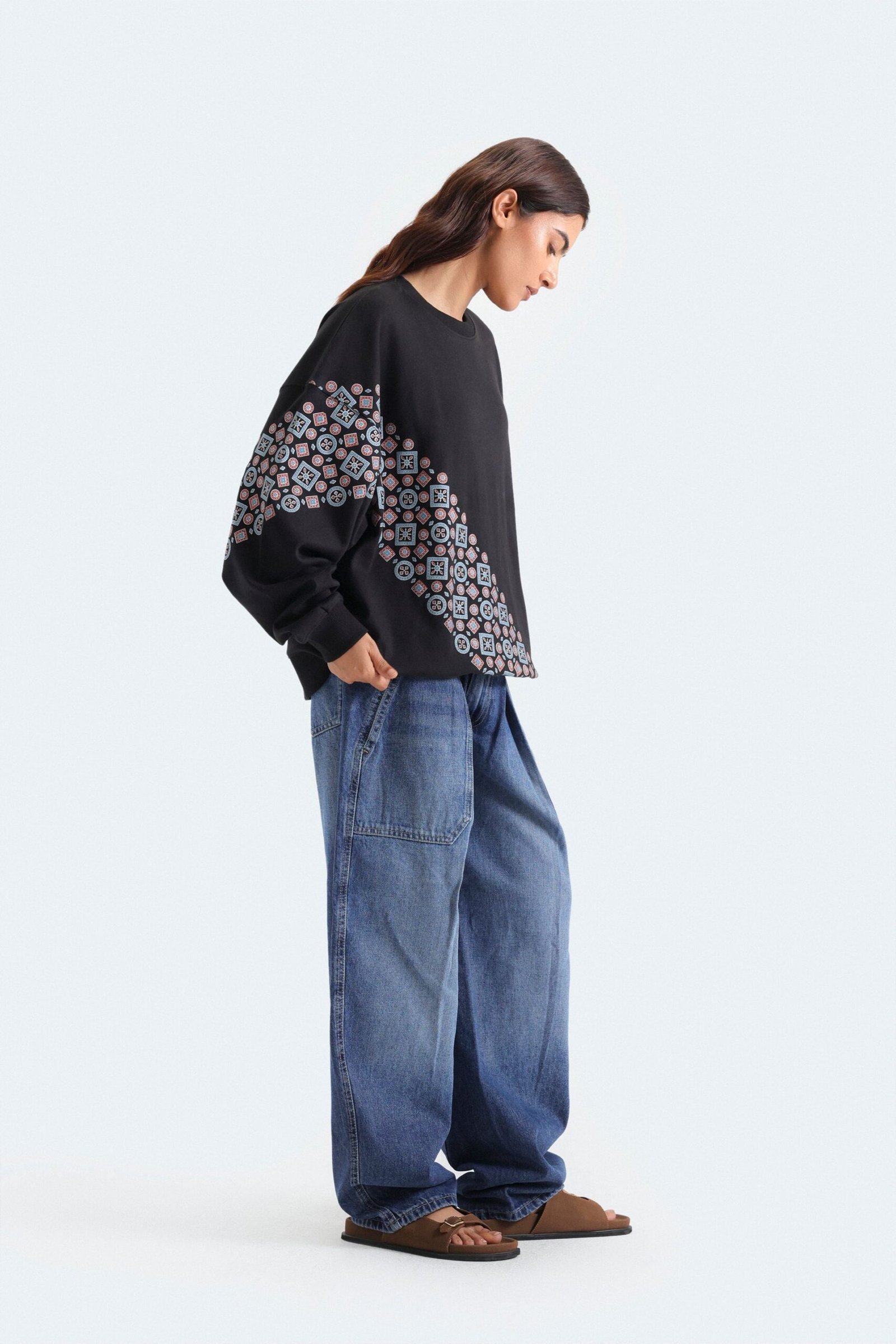Graphic Sweatshirt - Image 3