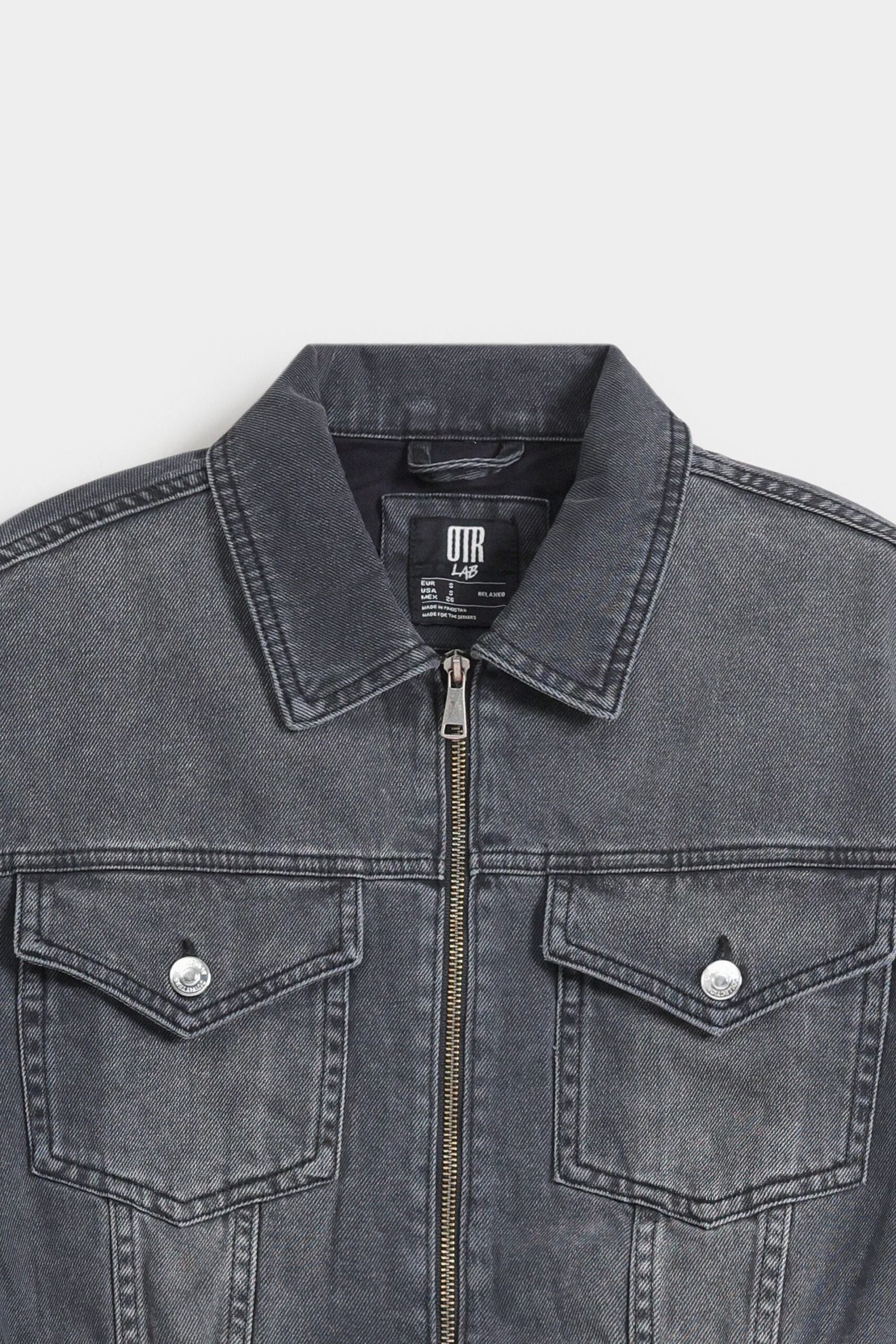 Cropped Denim Trucker - Image 6