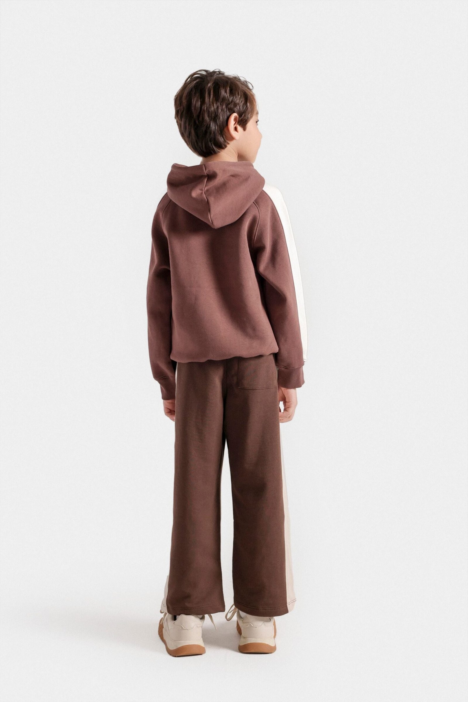 Color-Block Graphic Pull-Over - Image 5