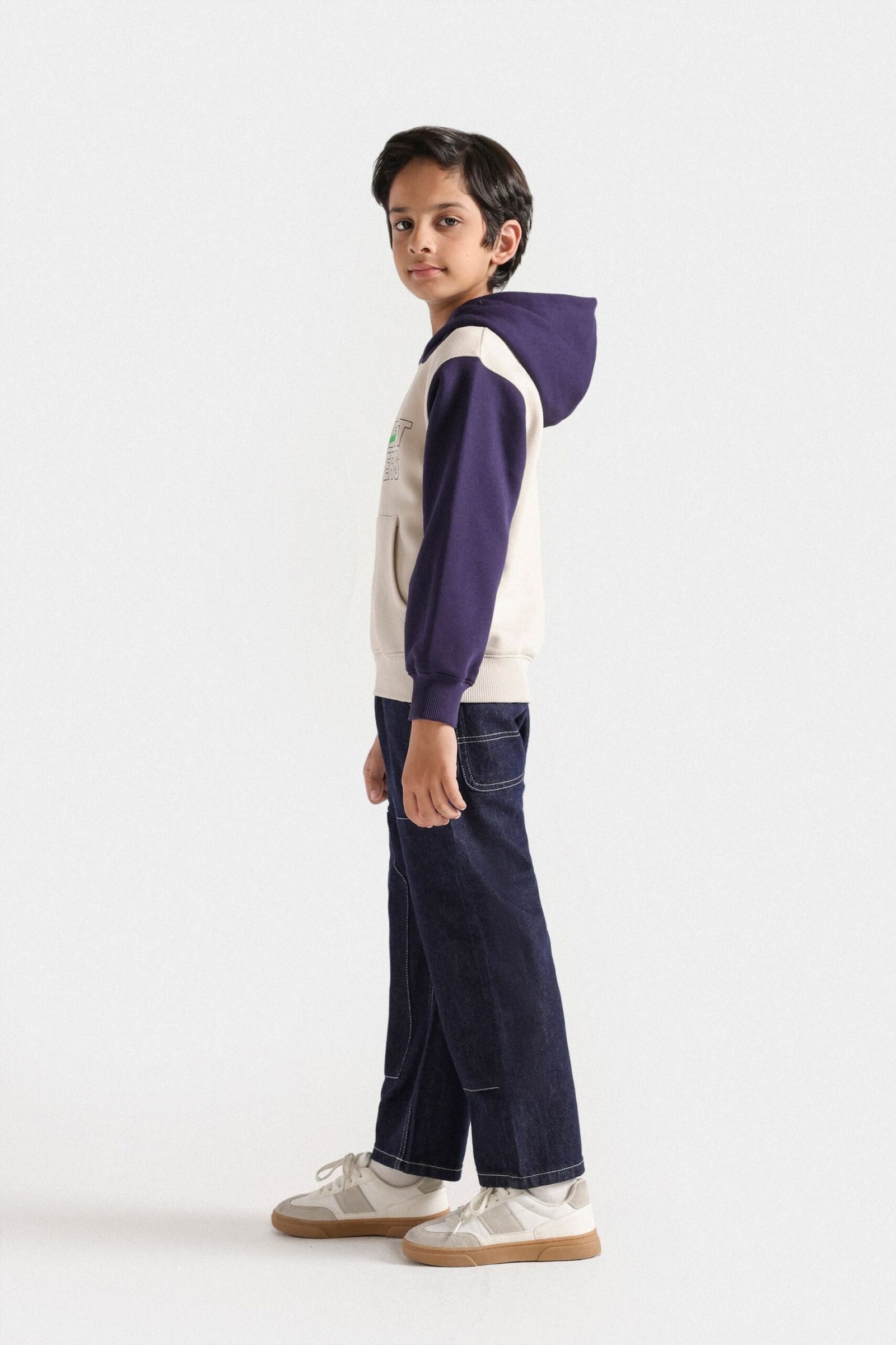 Color-Block Slogan Hoodie - Image 5
