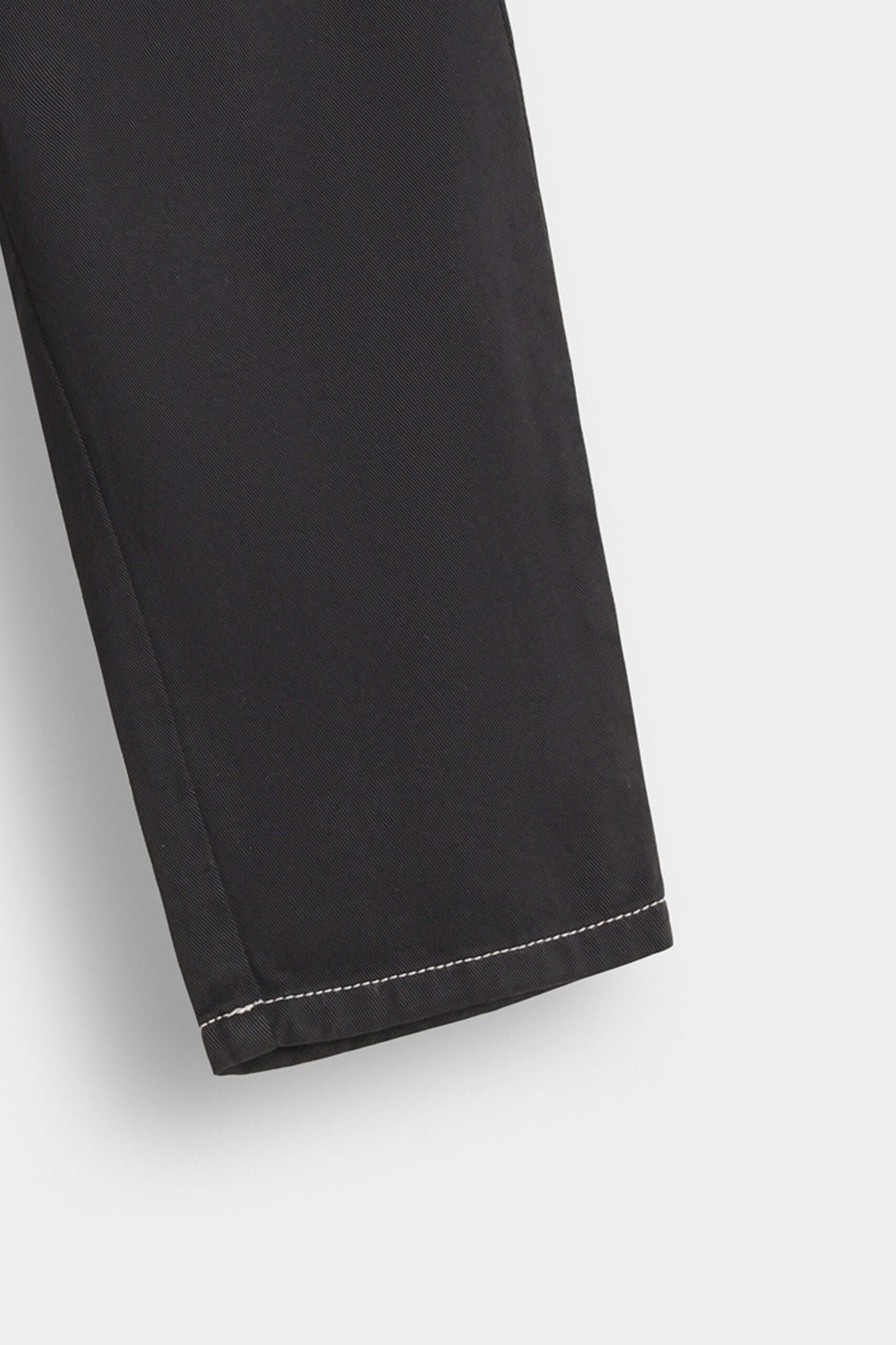 Non-Denim Loose Fit Trousers - Image 9