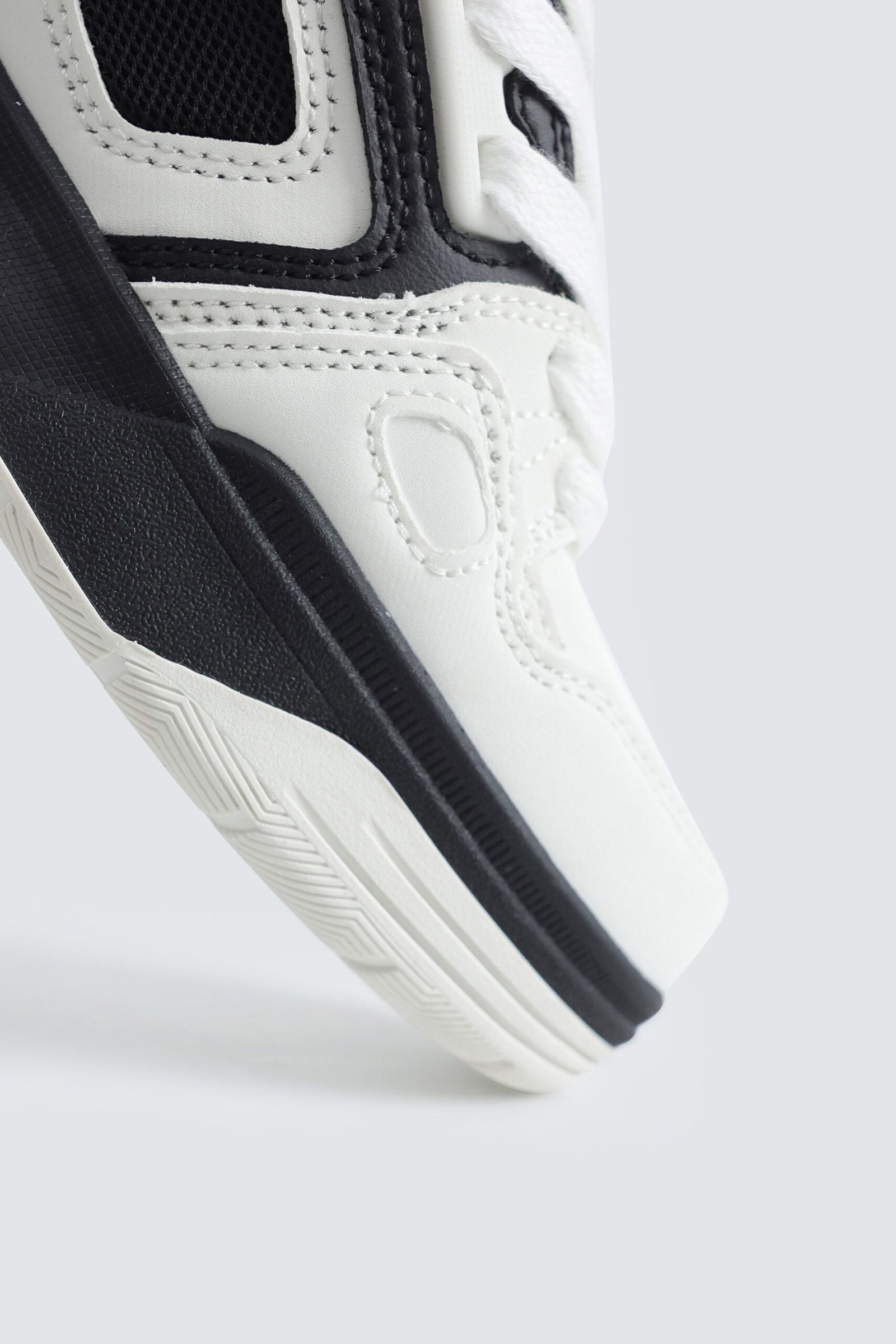 Multi-Piece Mesh Sneakers - Image 3