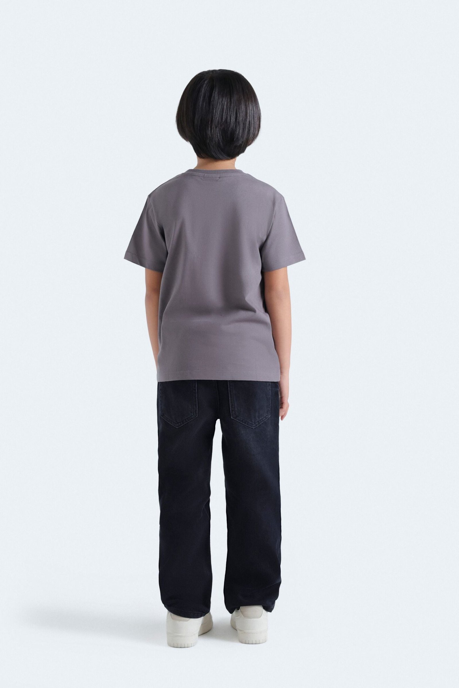 Straight Fit Jeans - Image 7