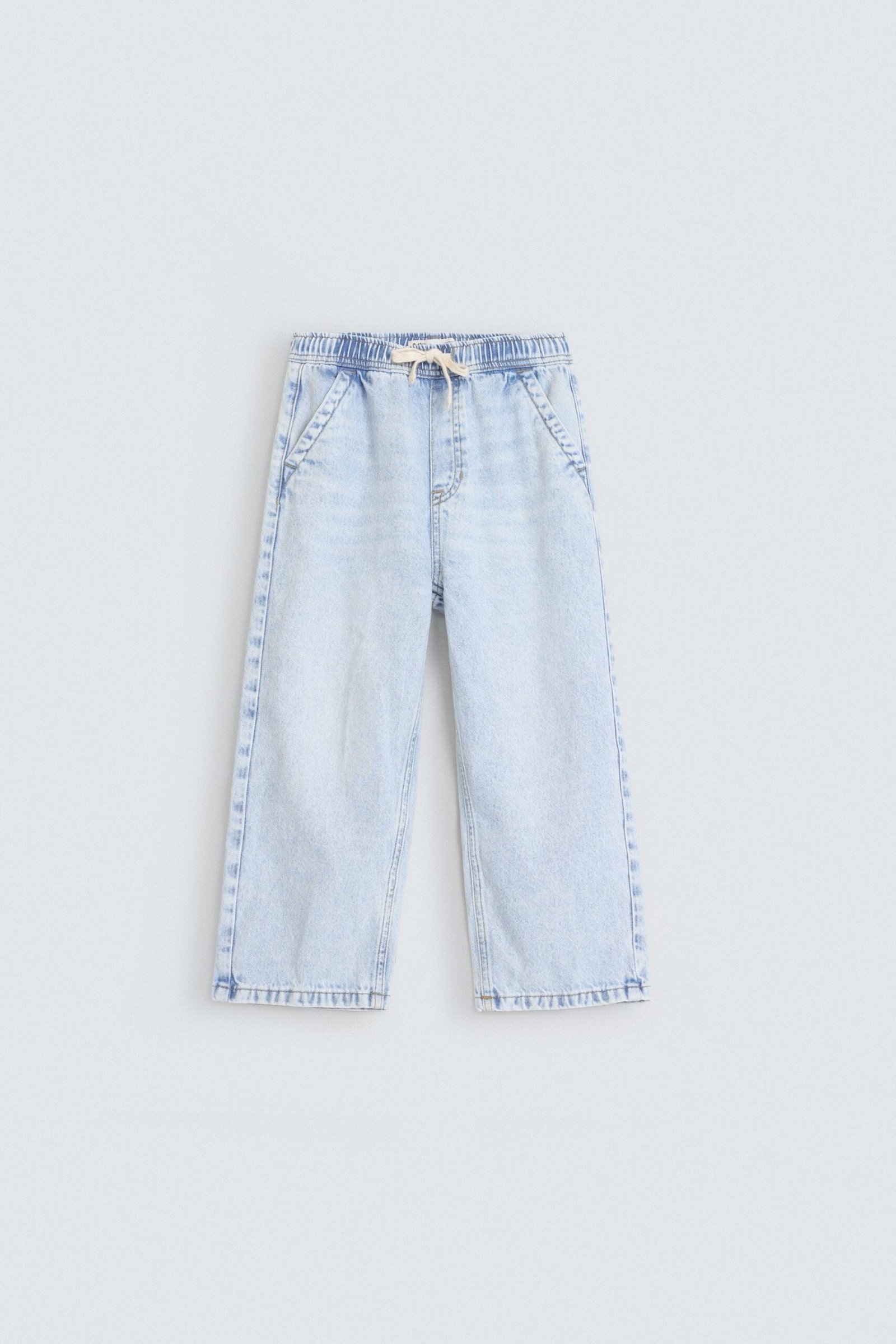 Relaxed Fit Jeans