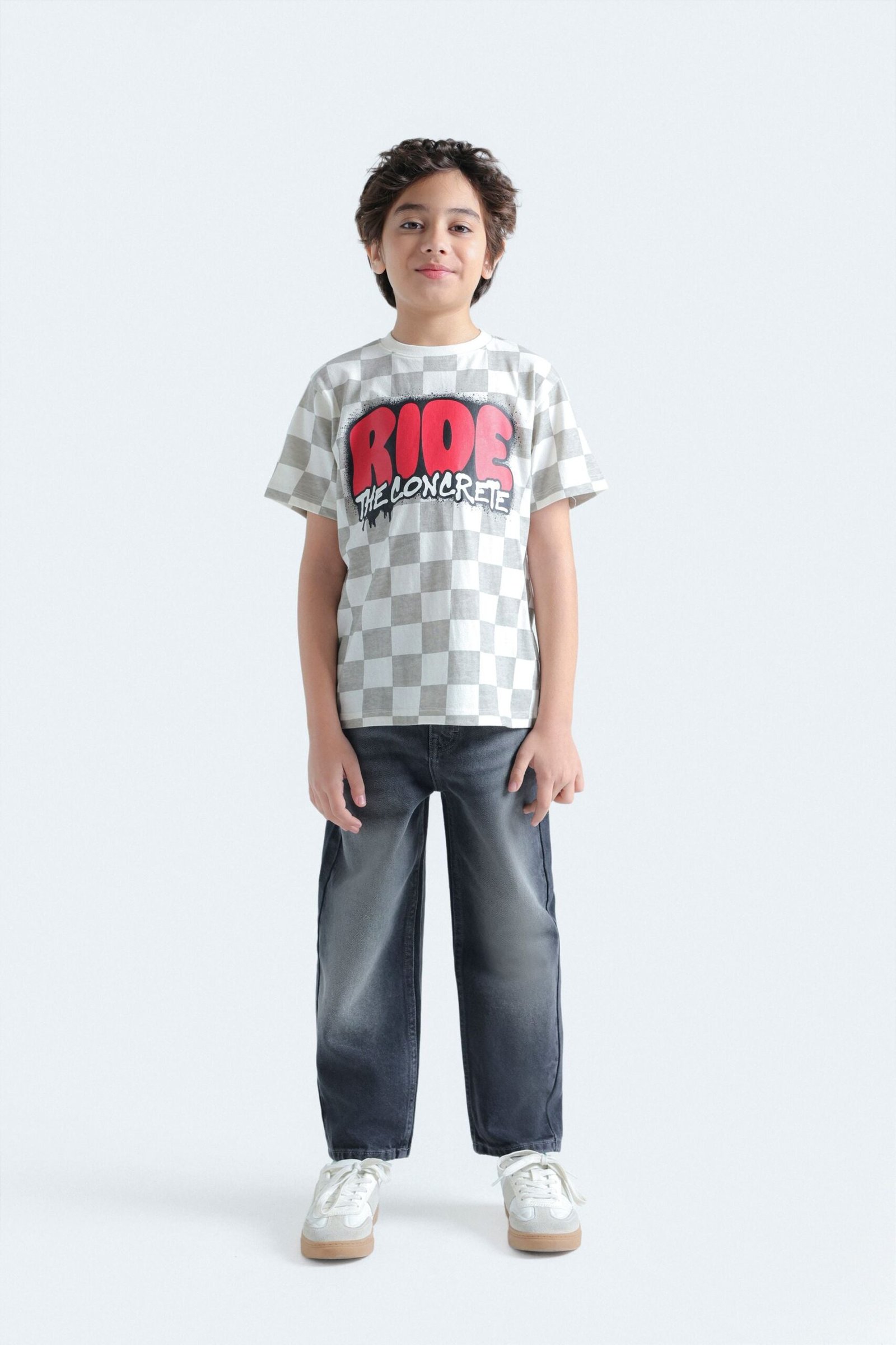 Slouchy Fit Jeans - Image 5