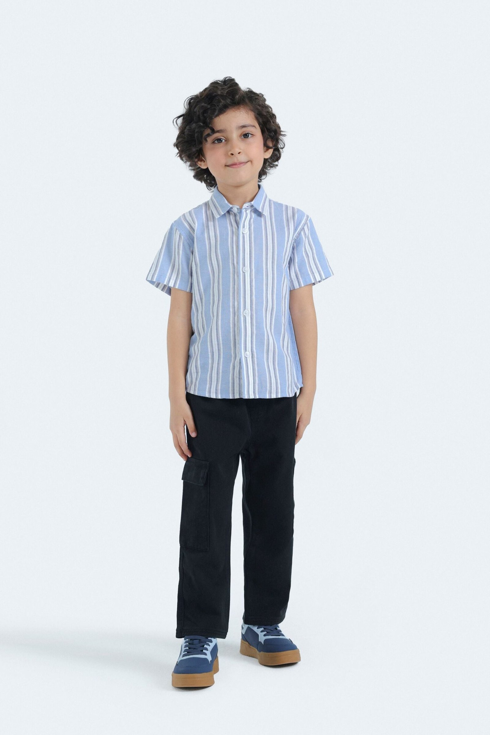 Relaxed Fit Cargo Trousers - Image 10