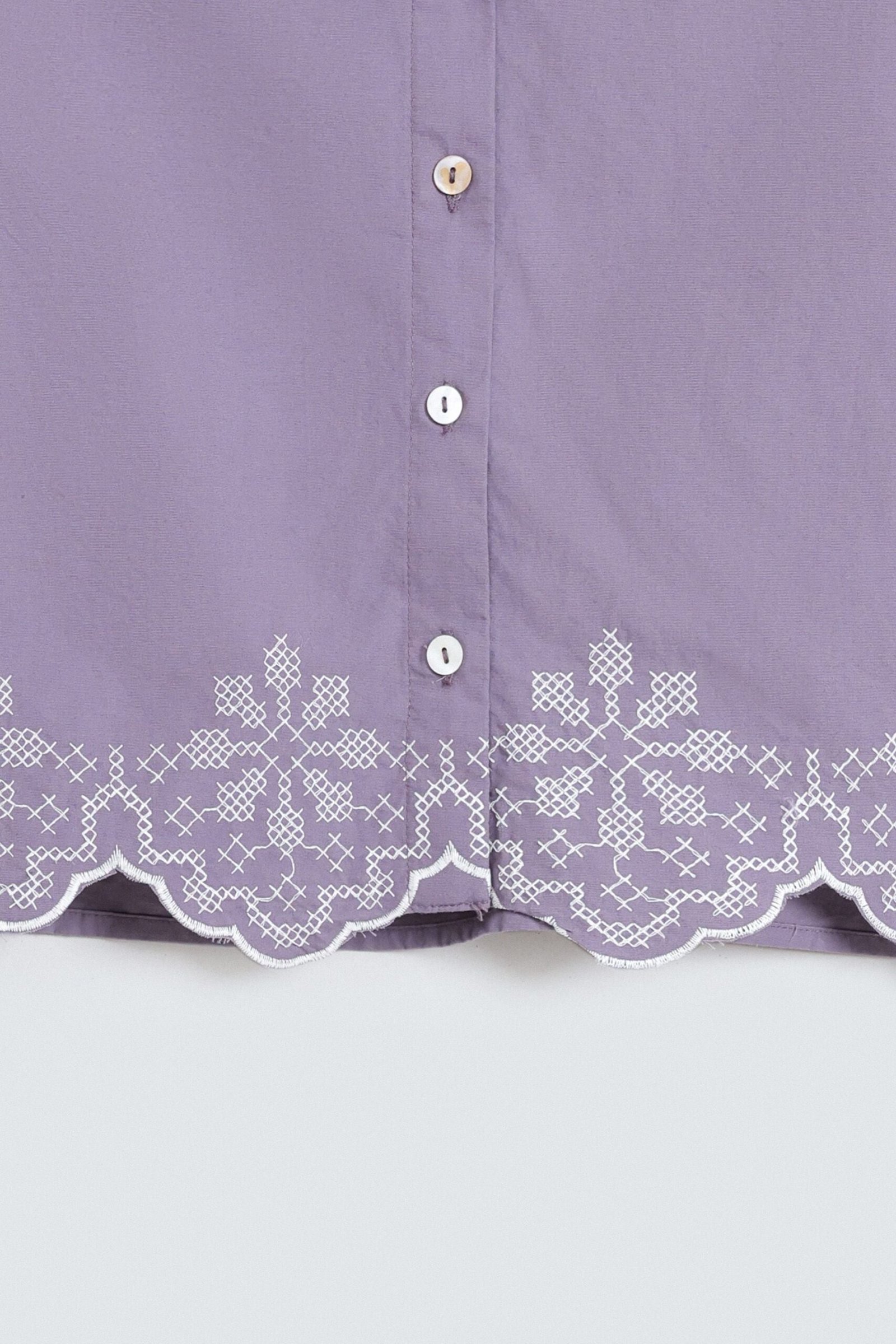 Cropped Embroidered Shirt - Image 2