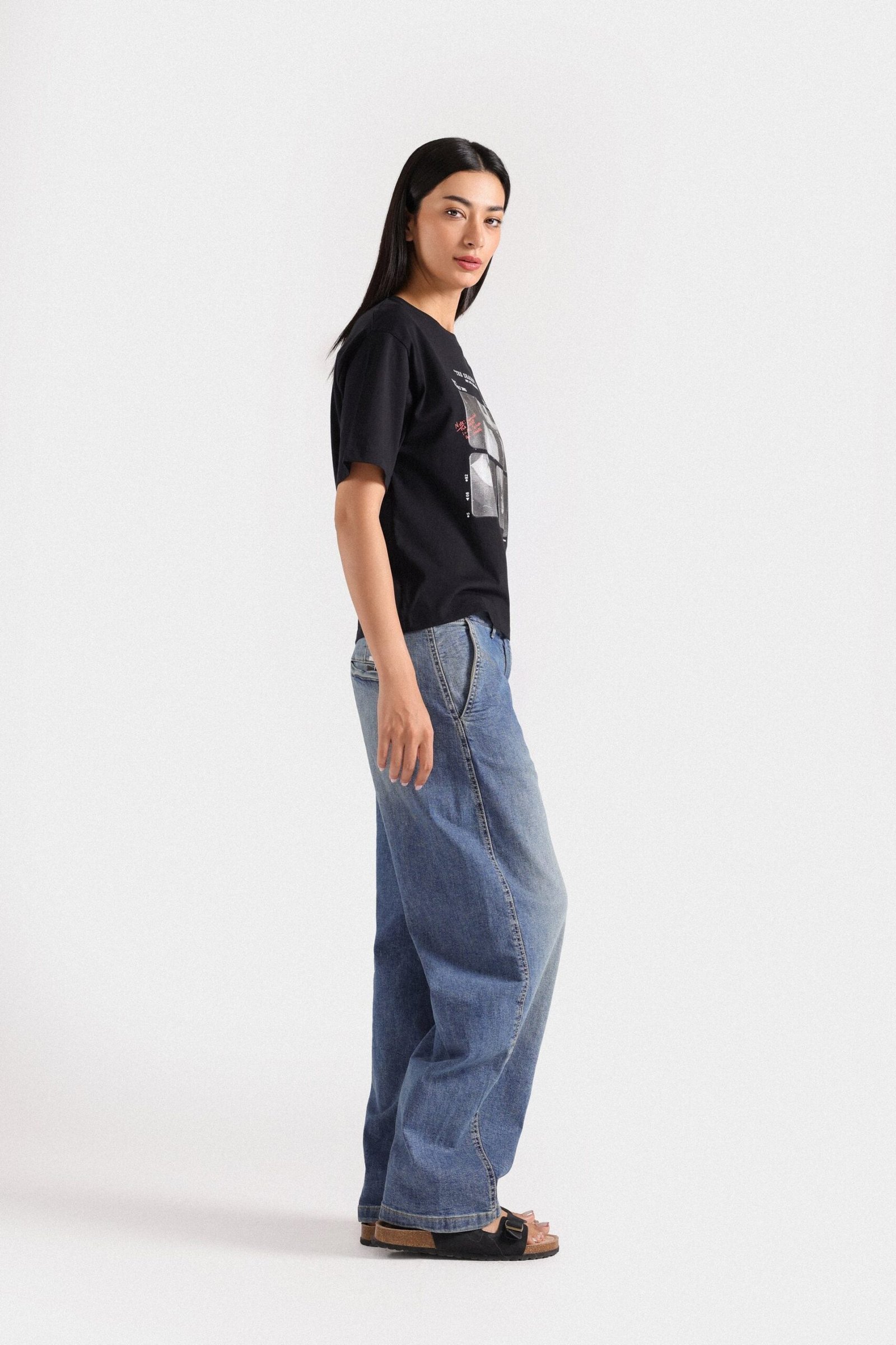 Barrel Leg Jeans - Image 3