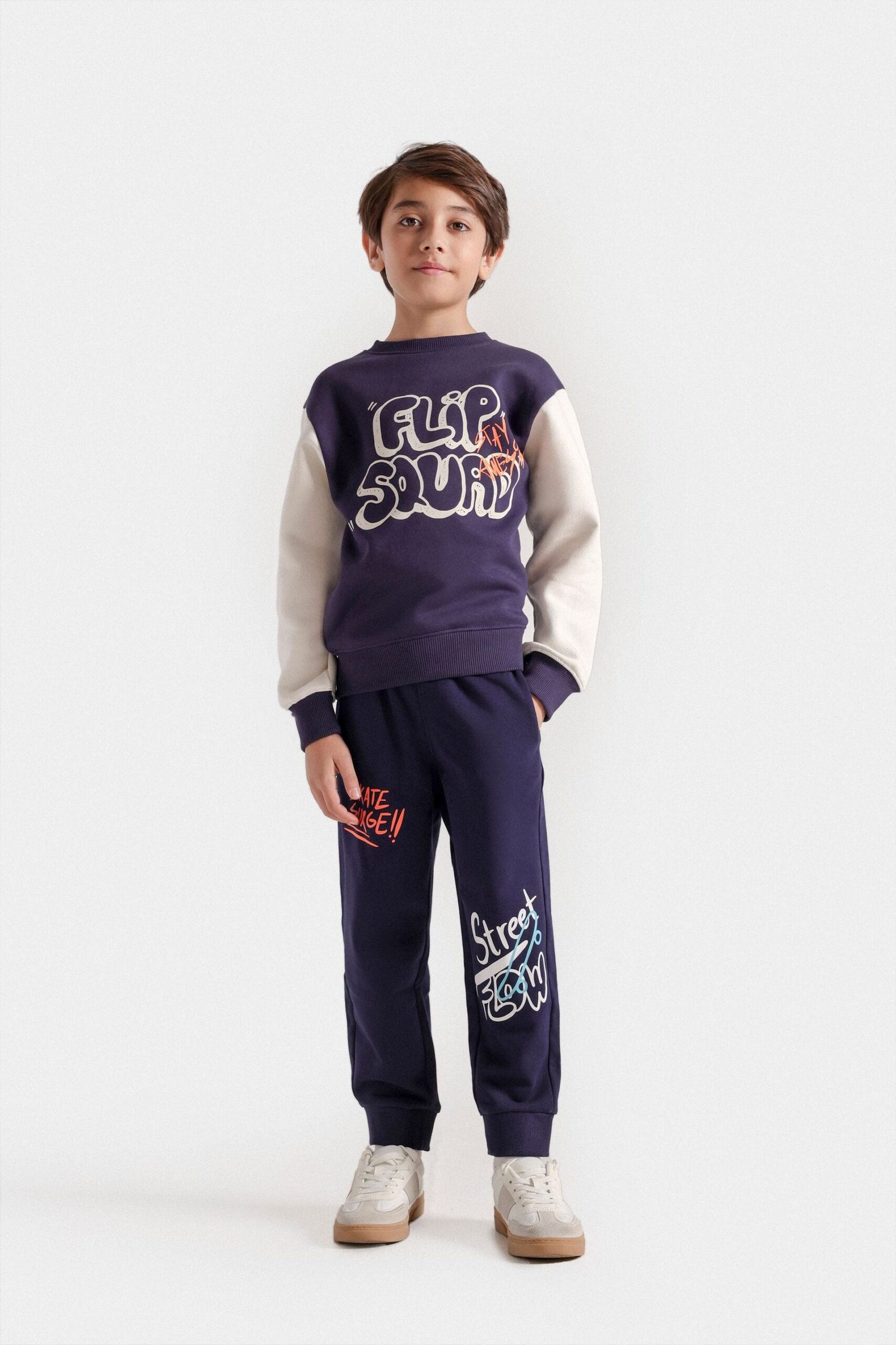 Graphic Jogger Trouser - Image 4
