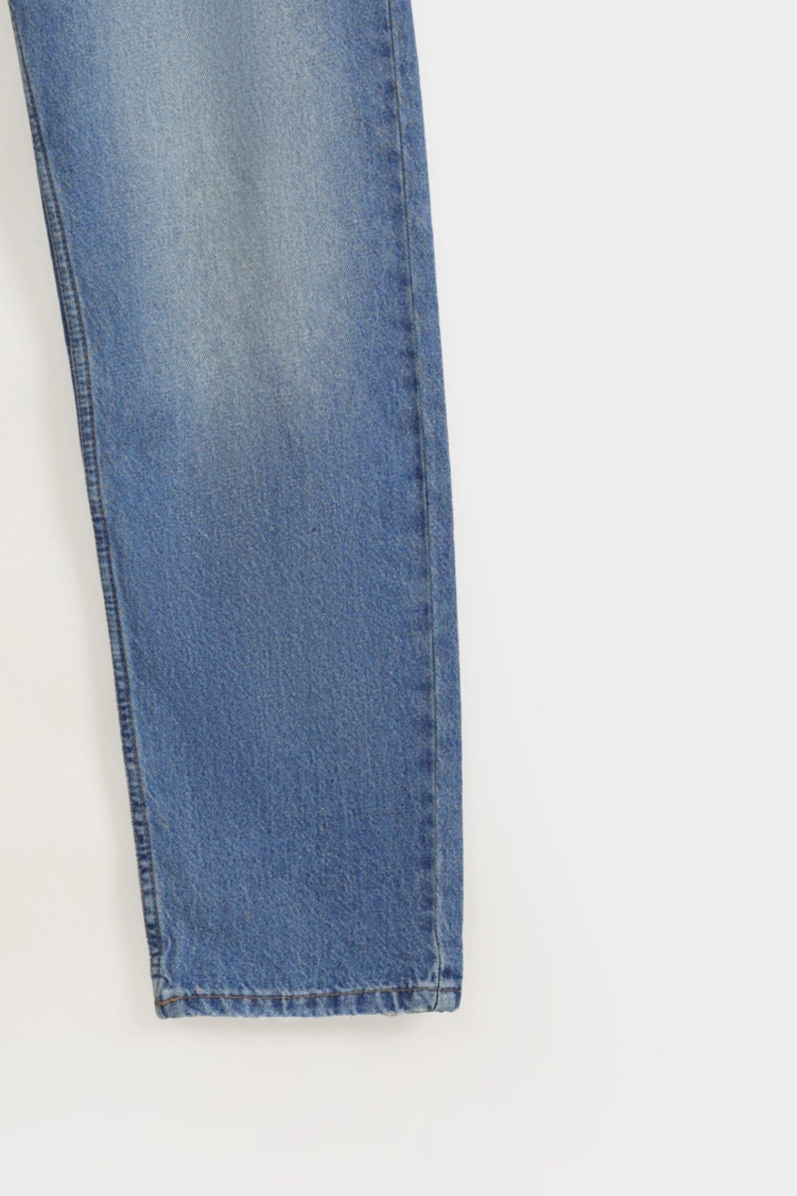 Mom Fit Jeans - Image 6