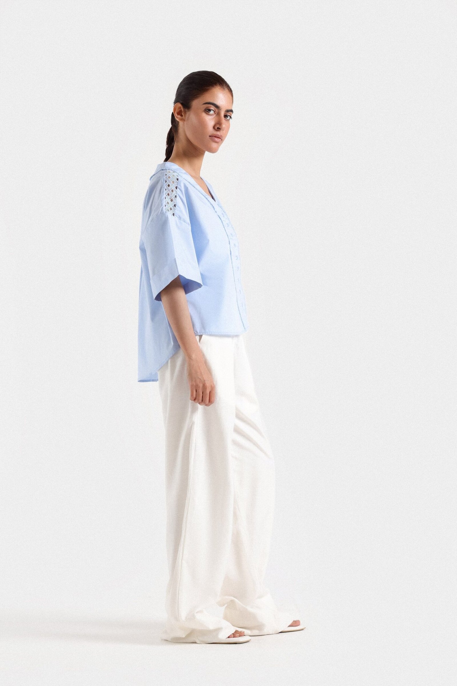 Lace Stitching Cropped Shirt - Image 3