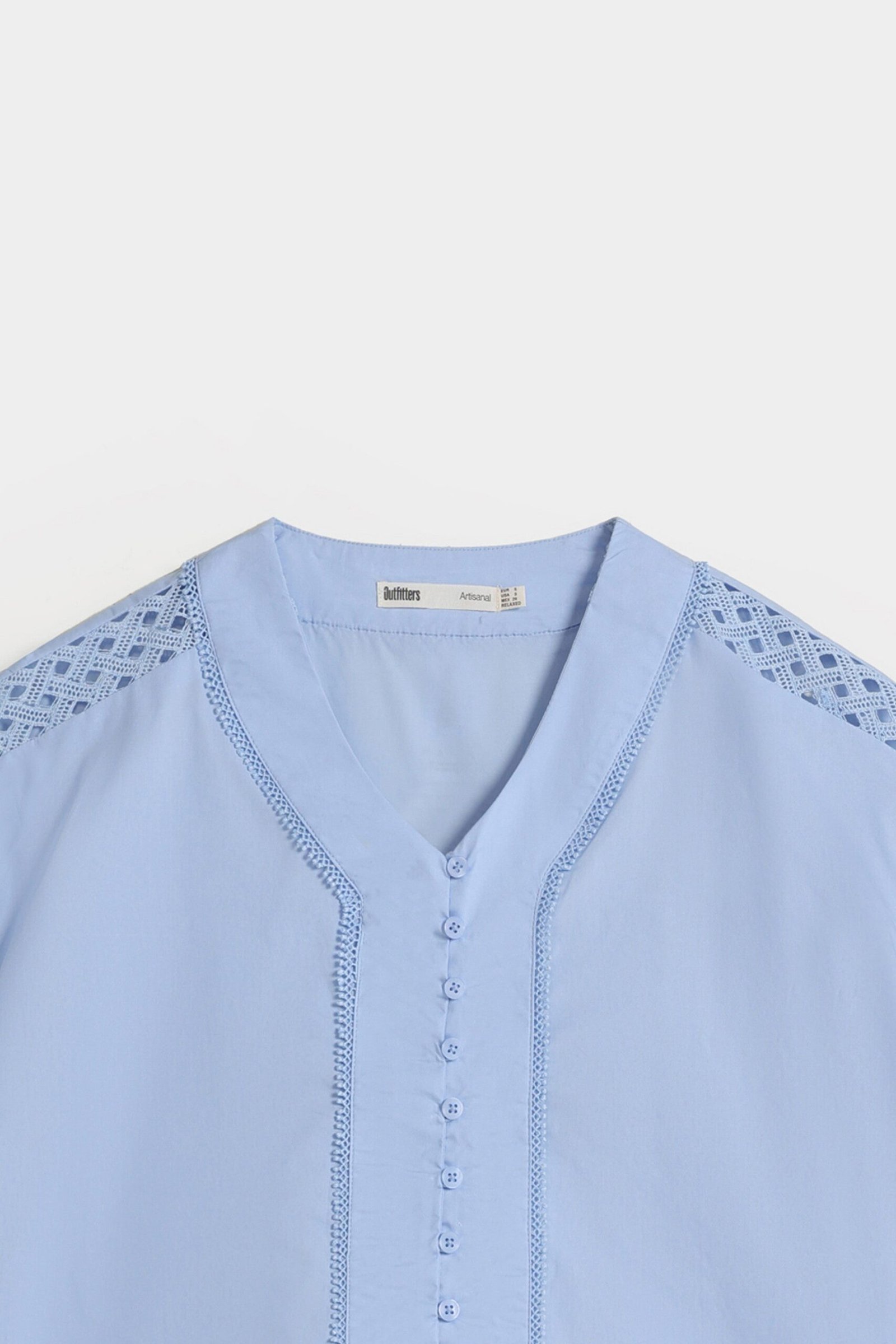 Lace Stitching Cropped Shirt - Image 6