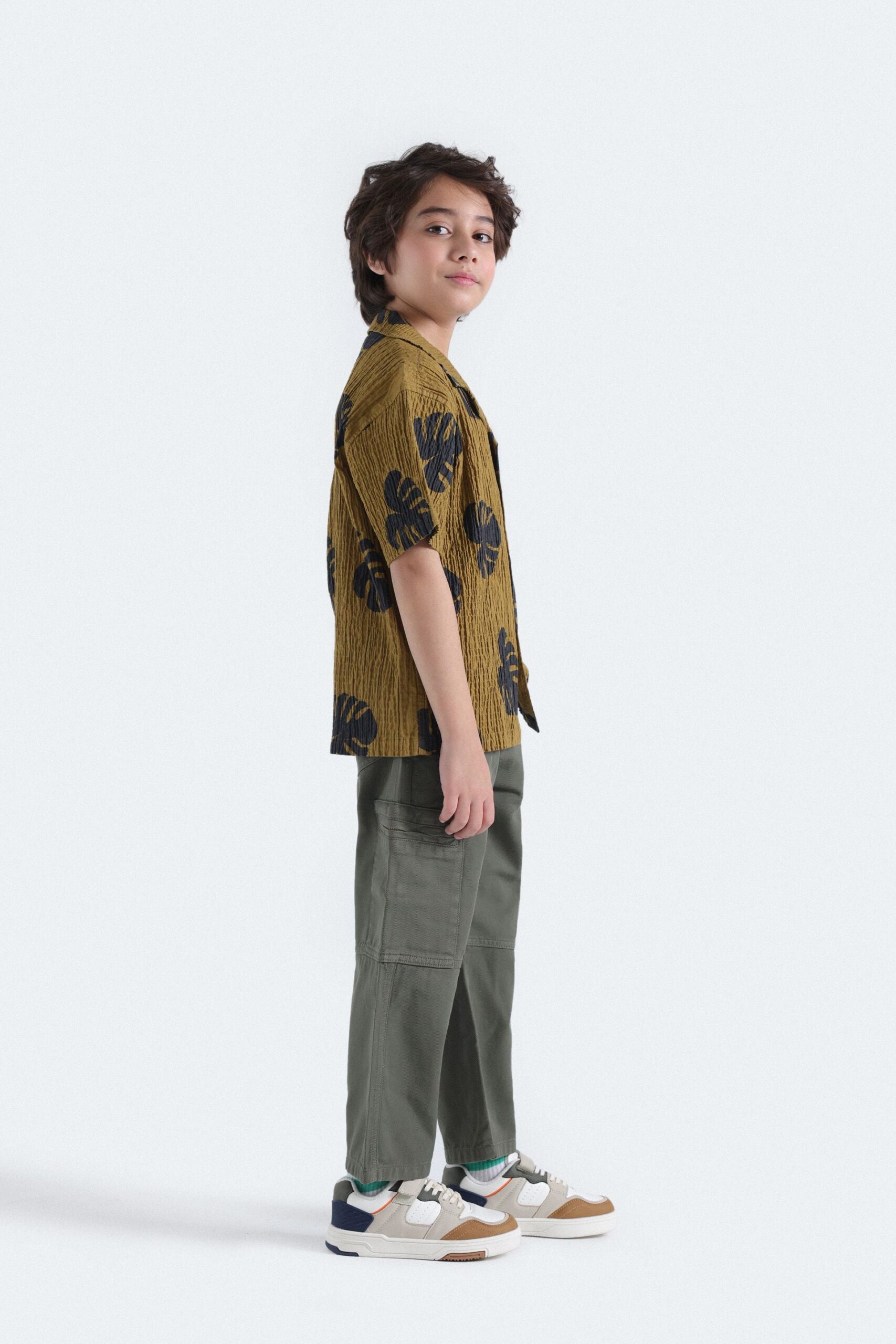 Relaxed Fit Cargo Trousers - Image 6