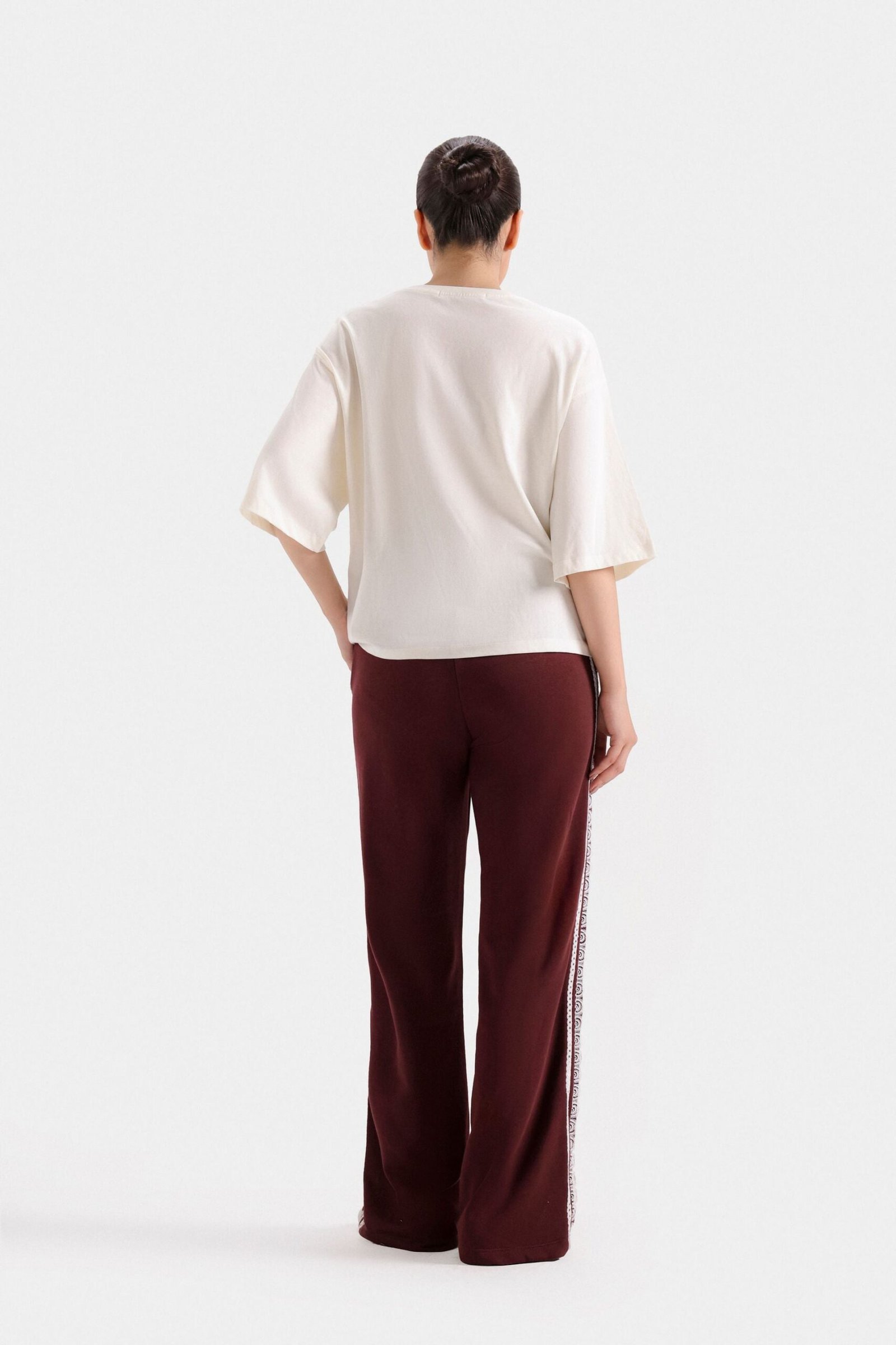 Wide Leg Trousers With Lace Detail - Image 11